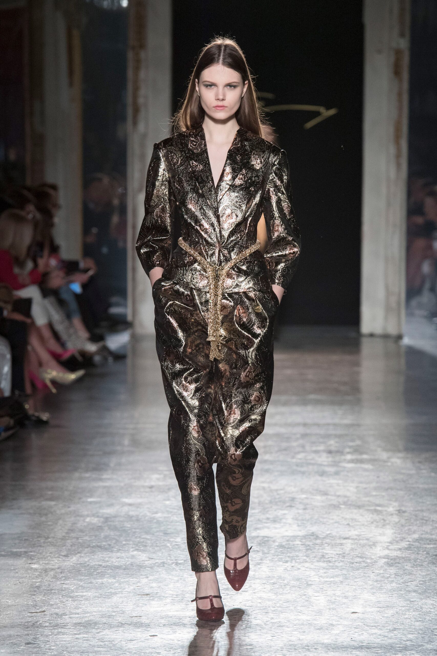 Genny F/W 20 Look 46