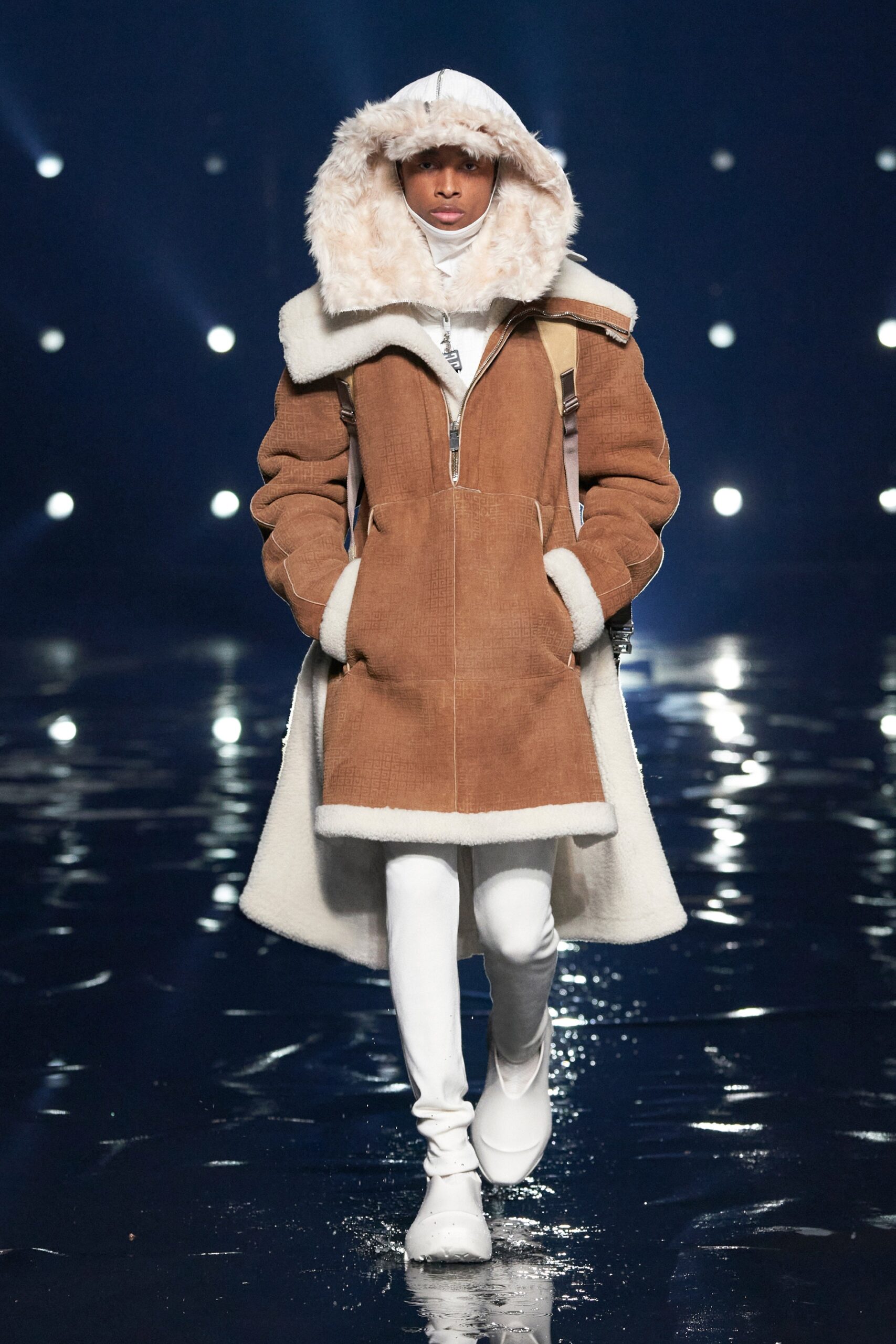 Givenchy F/W 21 Look 46