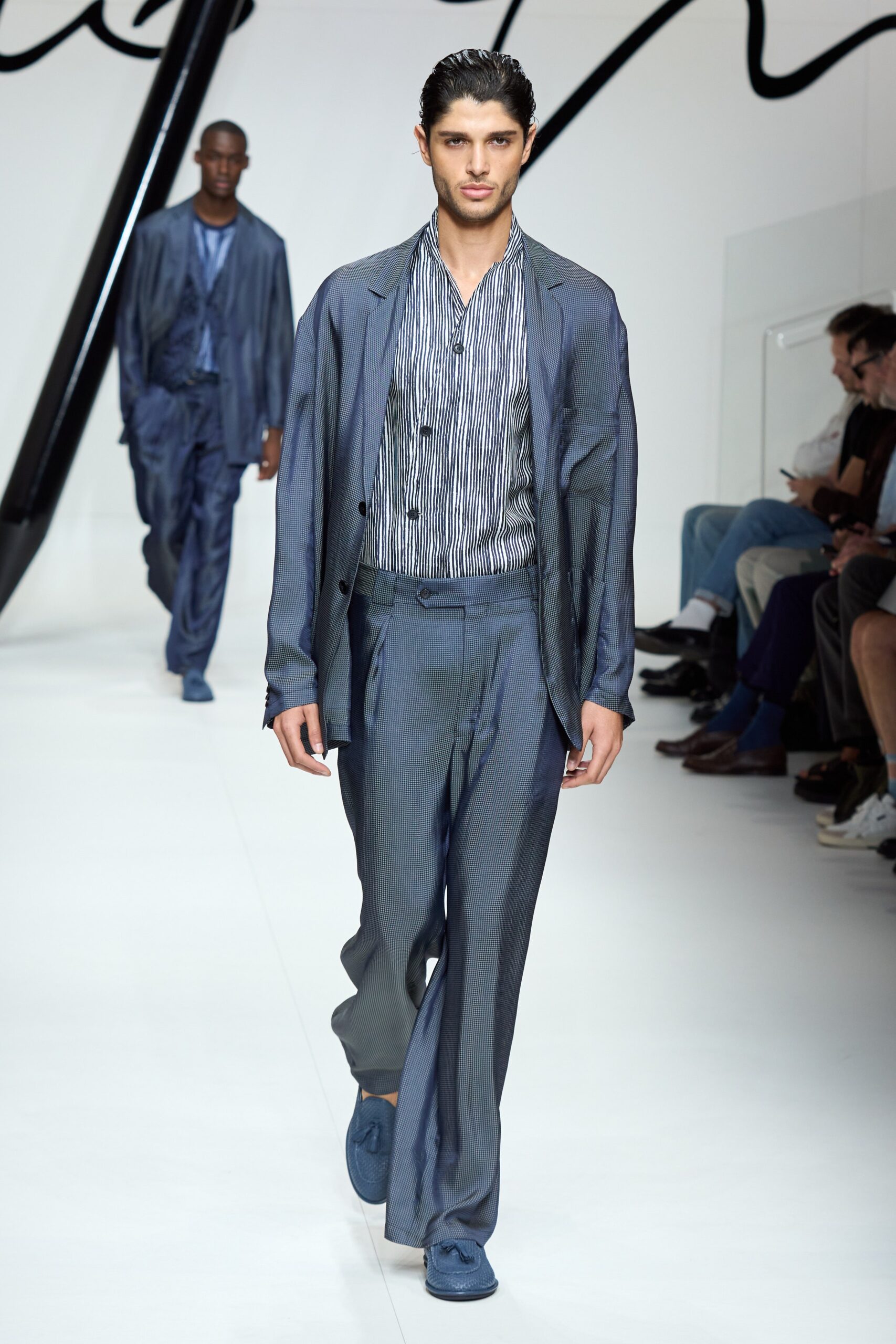 Giorgio Armani S/S 24 Menswear Look 46