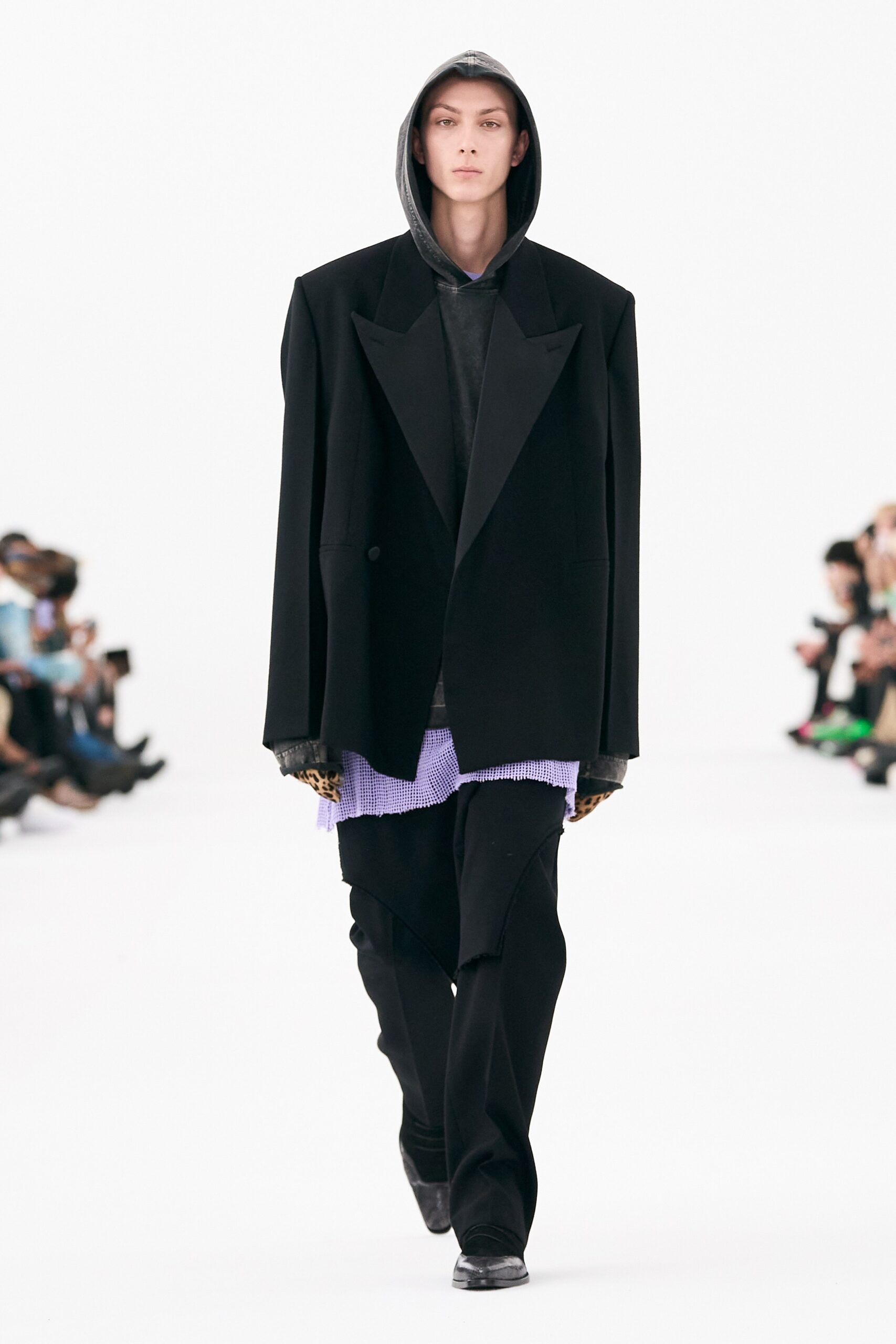 Givenchy F/W 23 Menswear Look 46