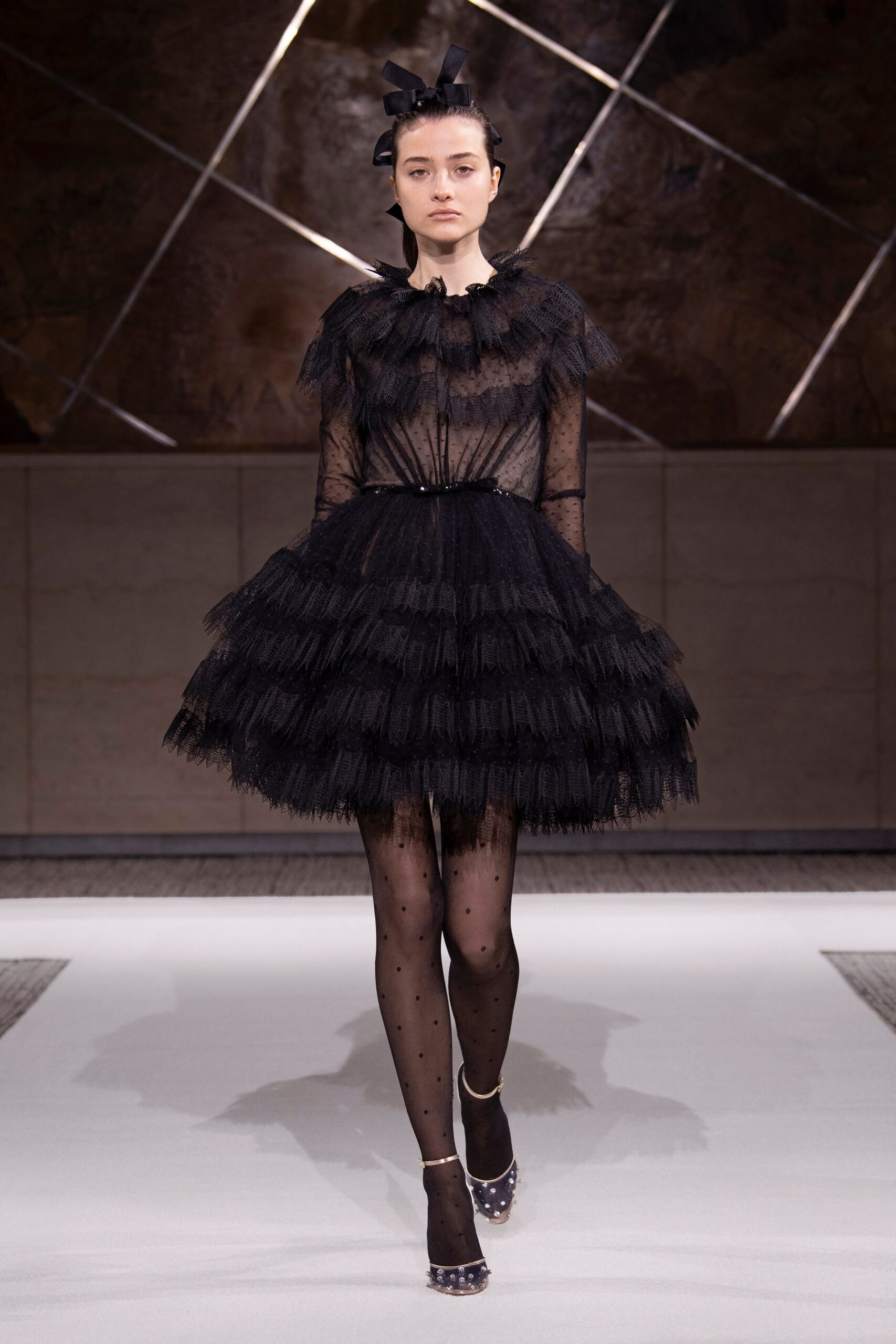 Giambattista Valli F/W 22 Look 47
