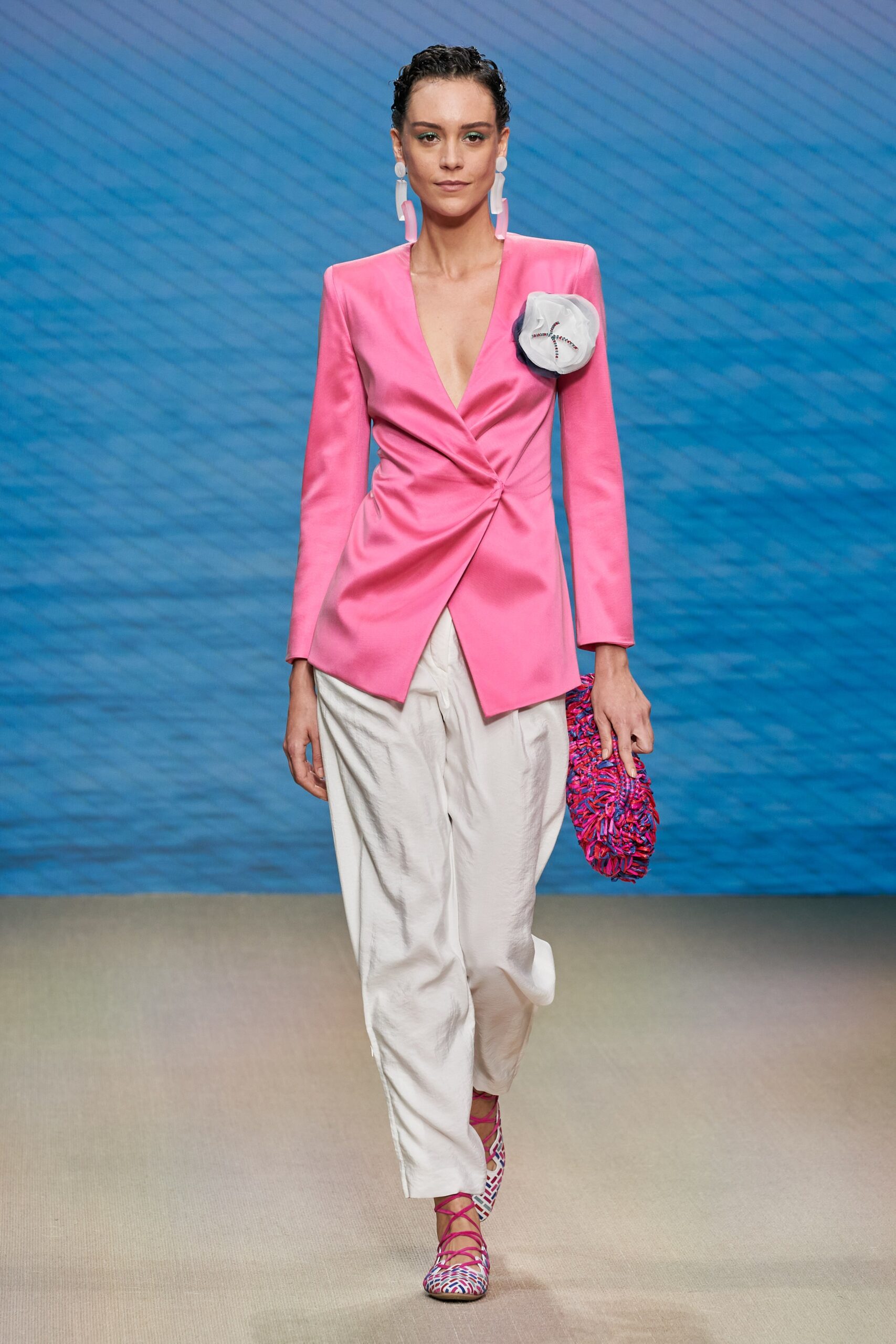 Giorgio Armani S/S 22 Look 47