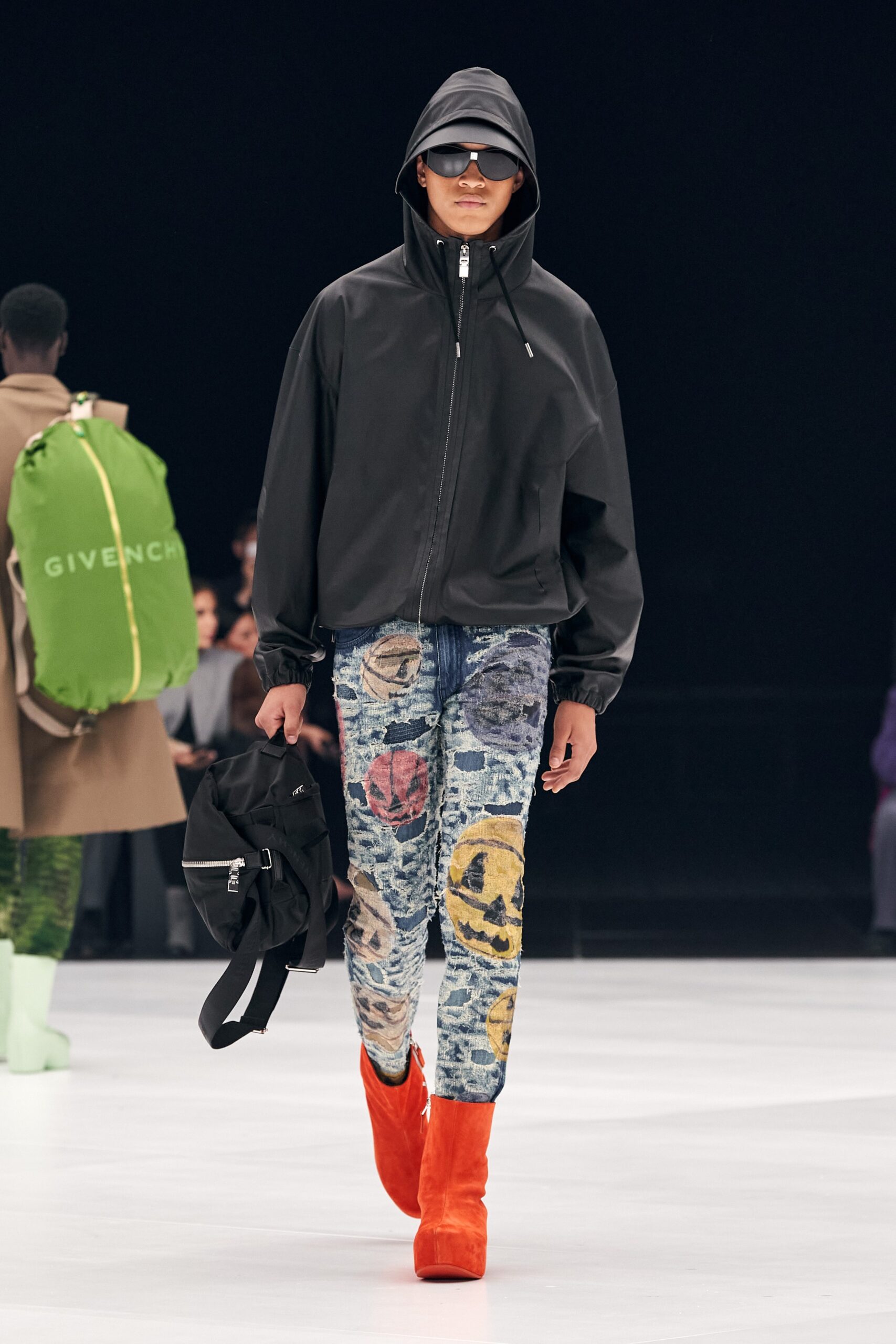 Givenchy S/S 22 Look 47