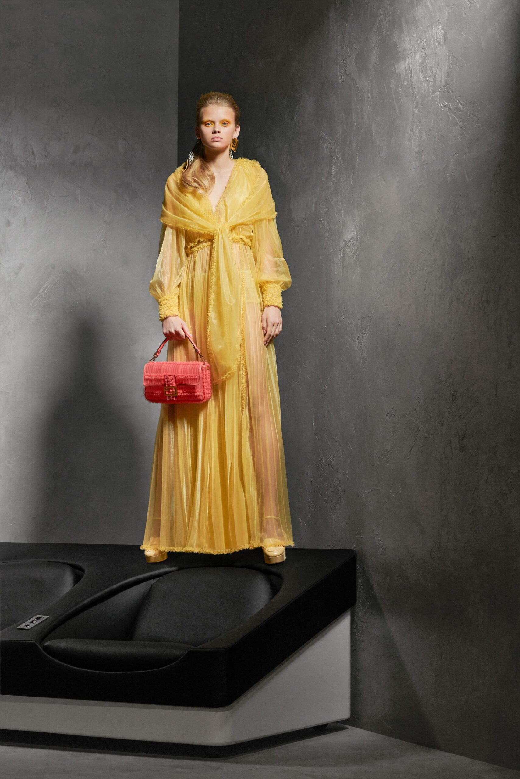 Fendi F/W 20 Look 47