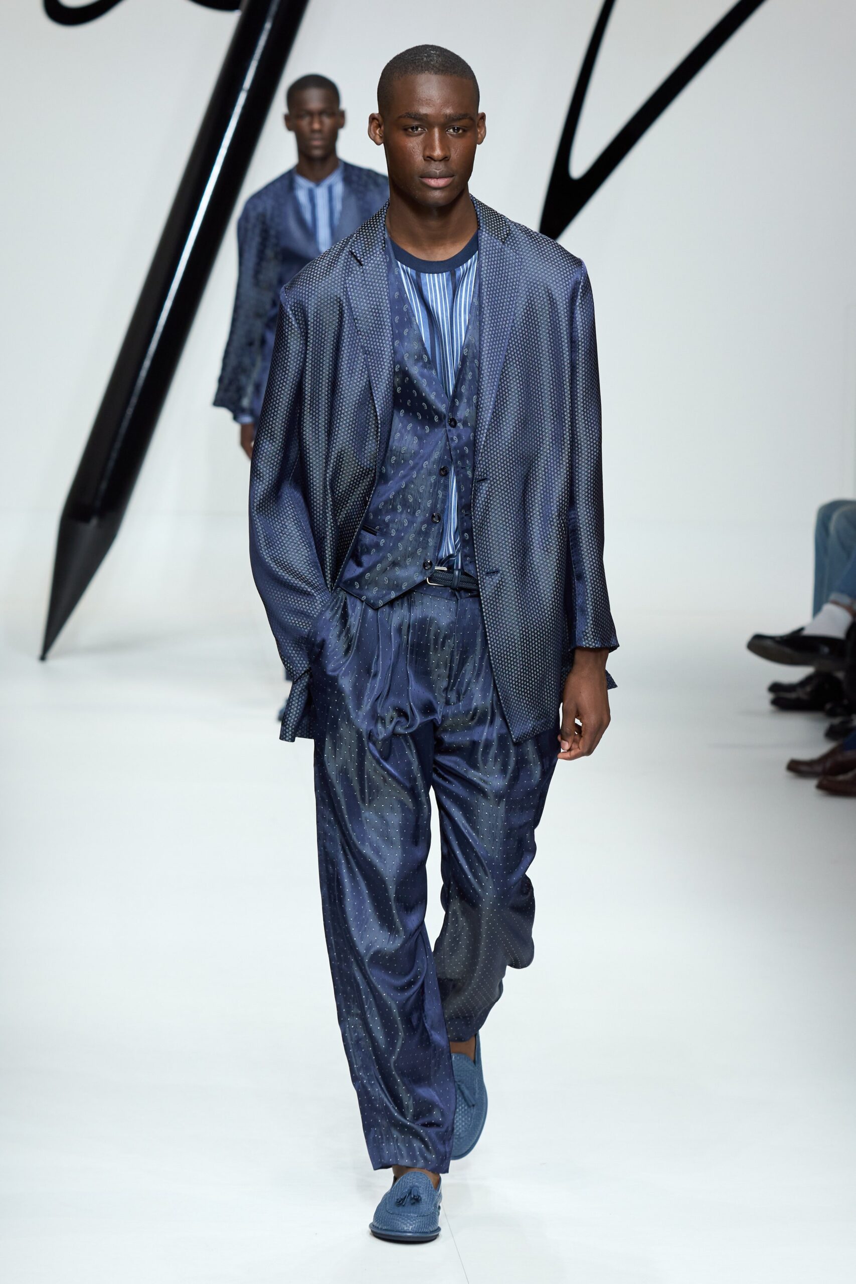 Giorgio Armani S/S 24 Menswear Look 47