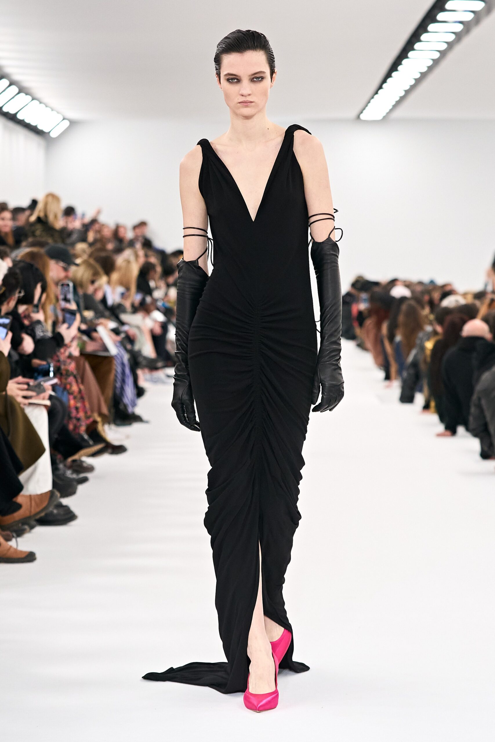 Givenchy F/W 23 Look 47
