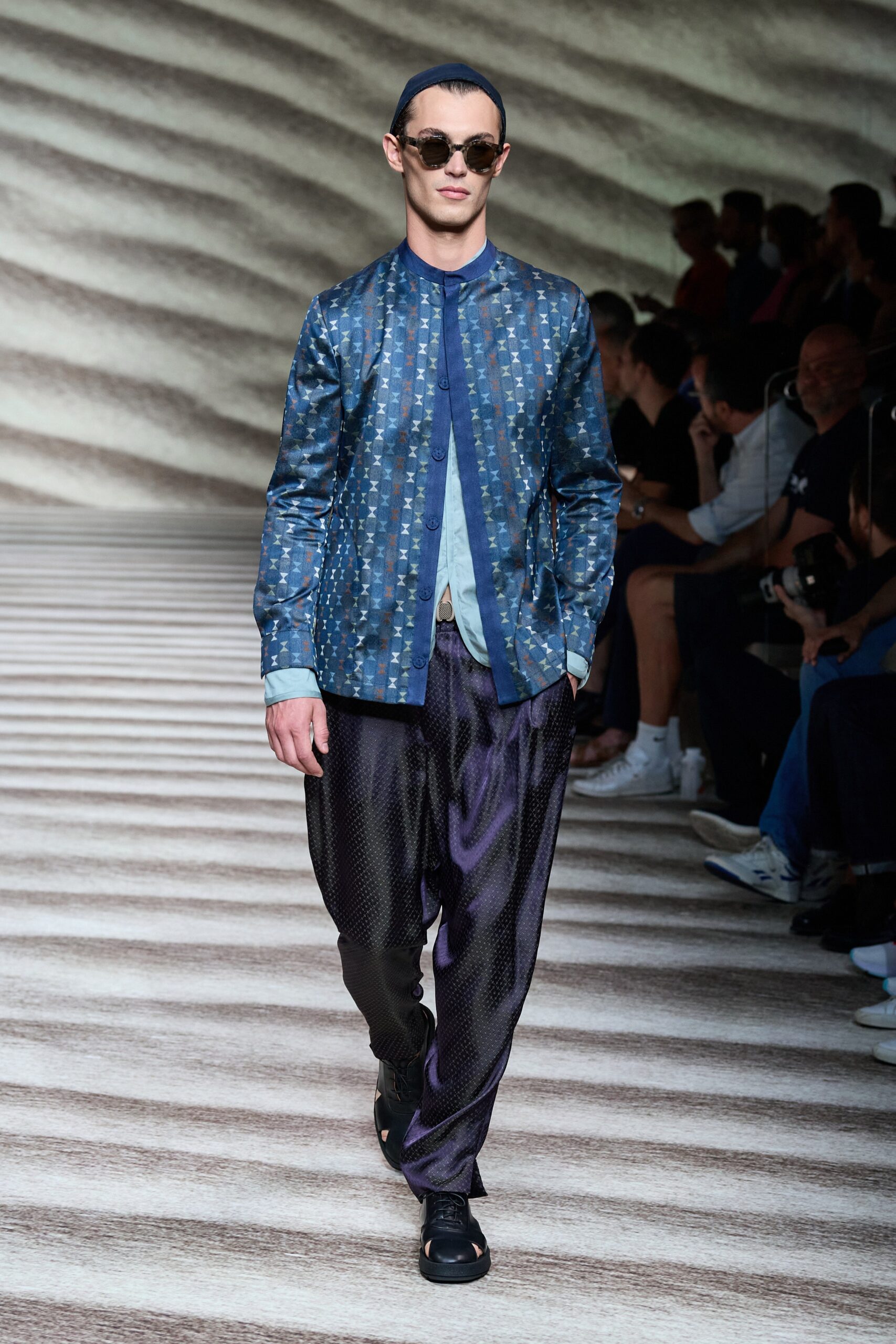Giorgio Armani S/S 23 Menswear Look 48