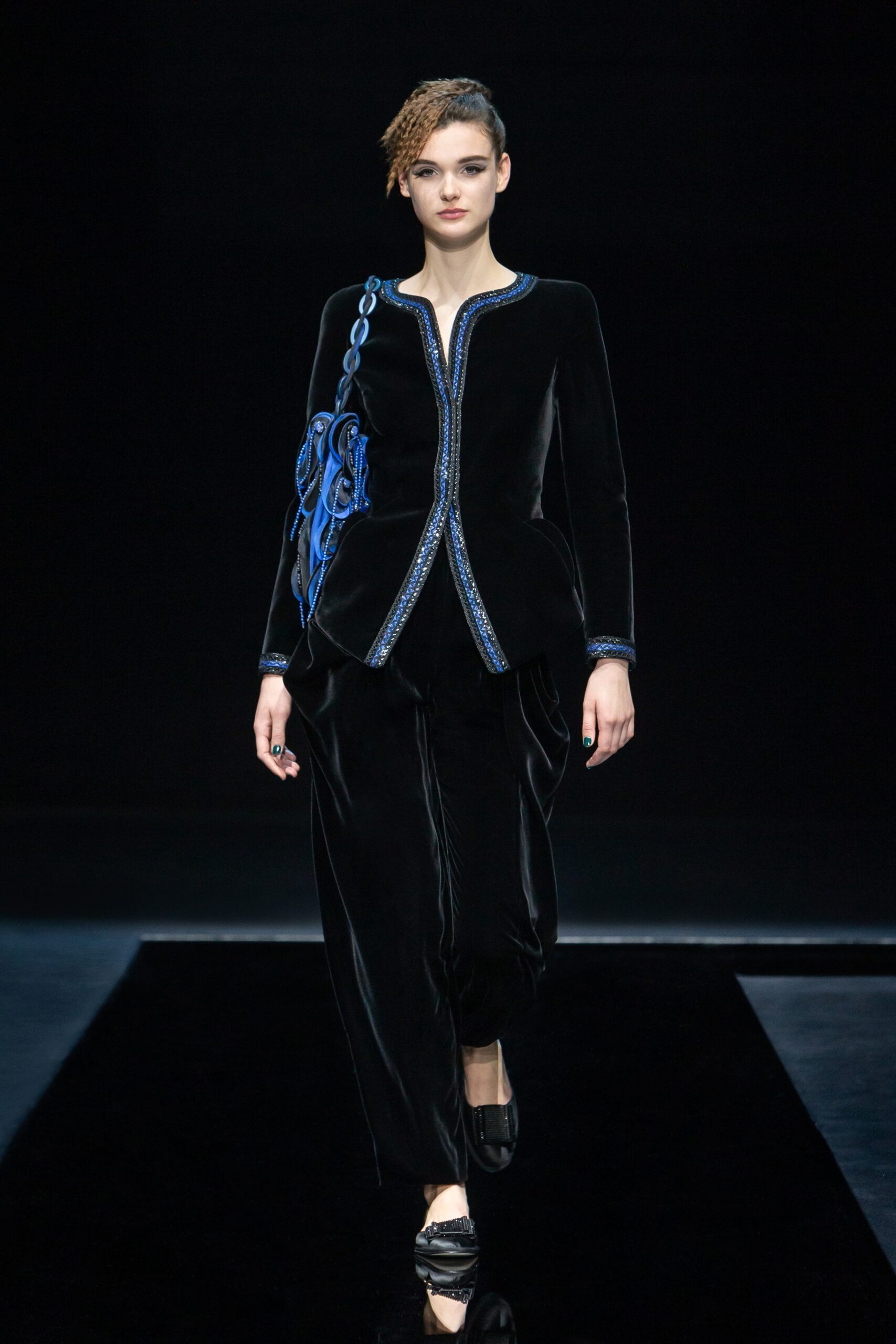 Giorgio Armani F/W 21 Look 49