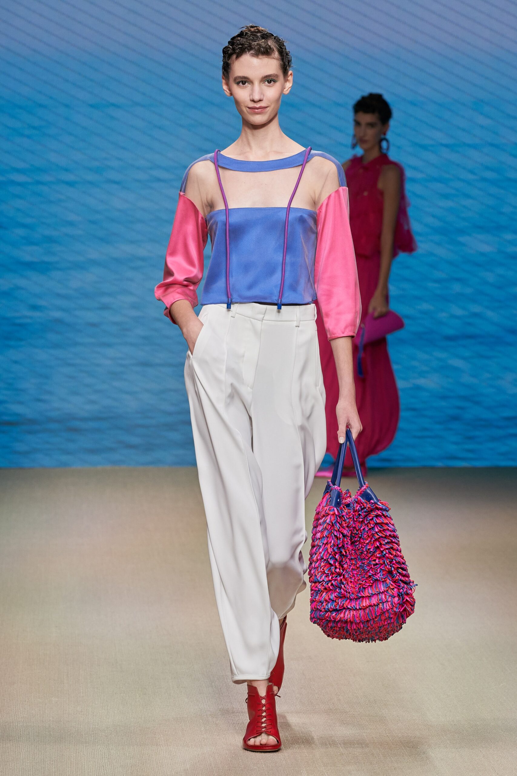 Giorgio Armani S/S 22 Look 49