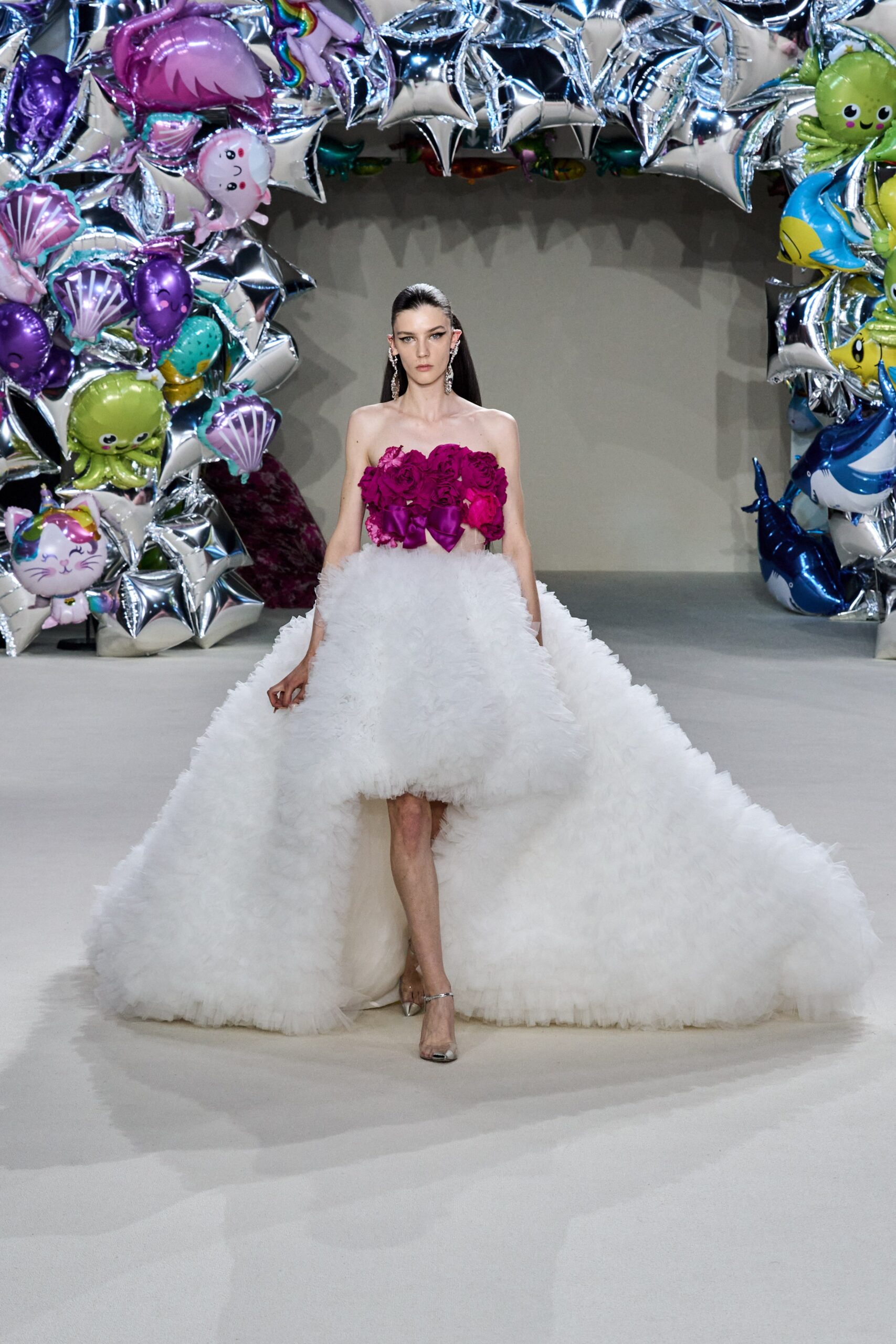 Giambattista Valli F/W 22 Couture Look 49