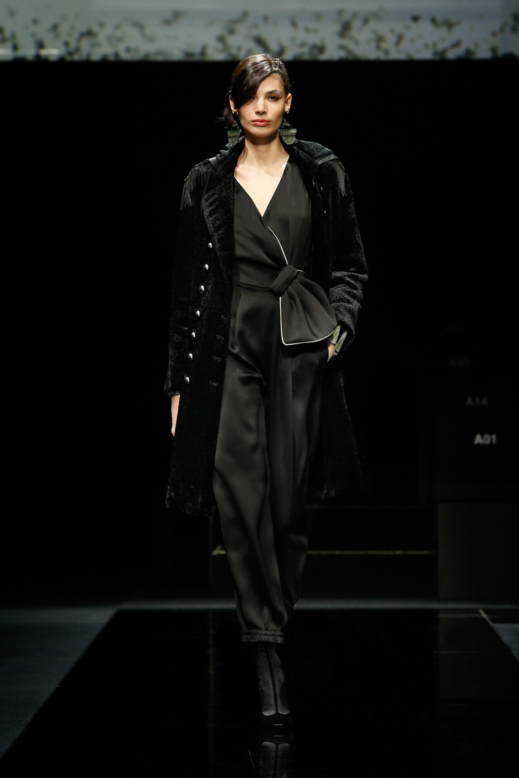 Giorgio Armani F/W 20 Look 49