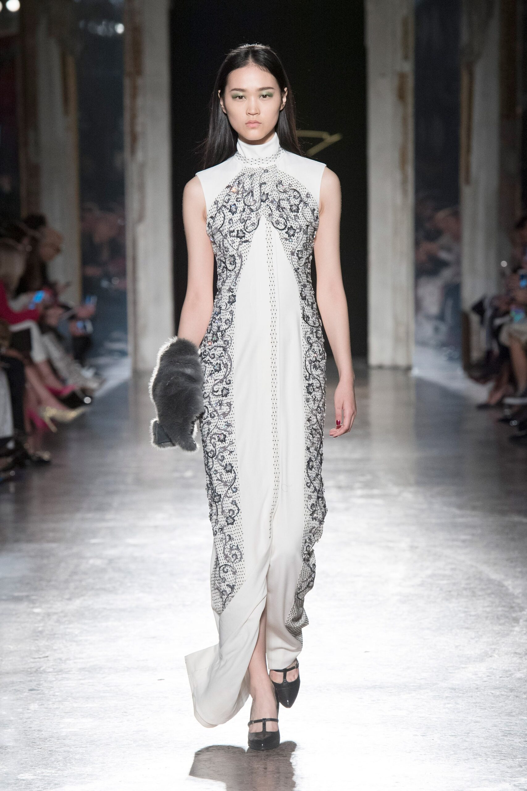 Genny F/W 20 Look 50