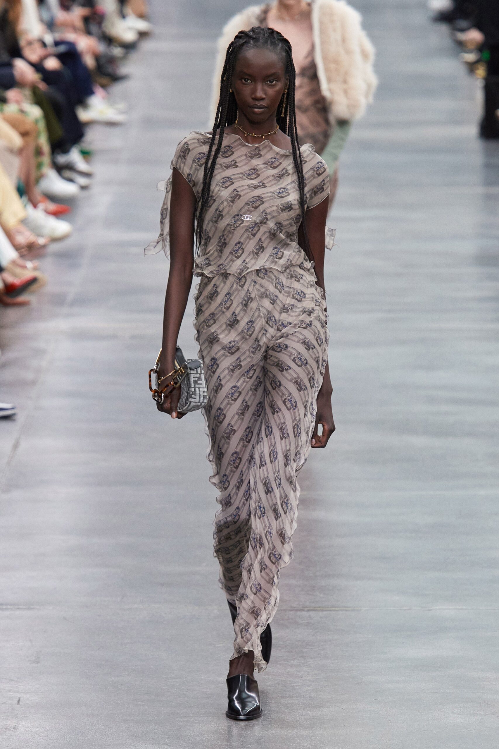Fendi F/W 22 Look 50