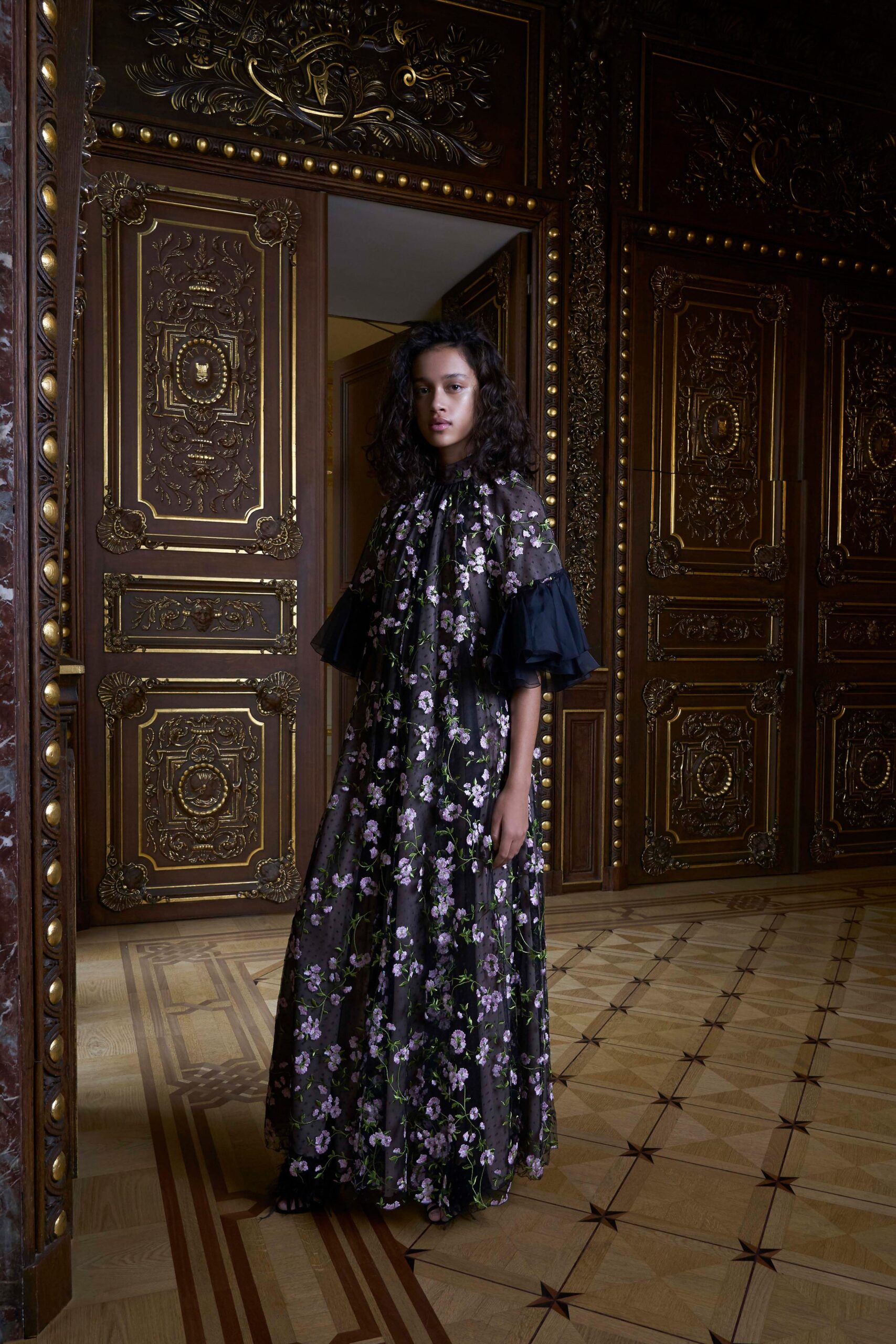 Giambattista Valli F/W 19 Look 50