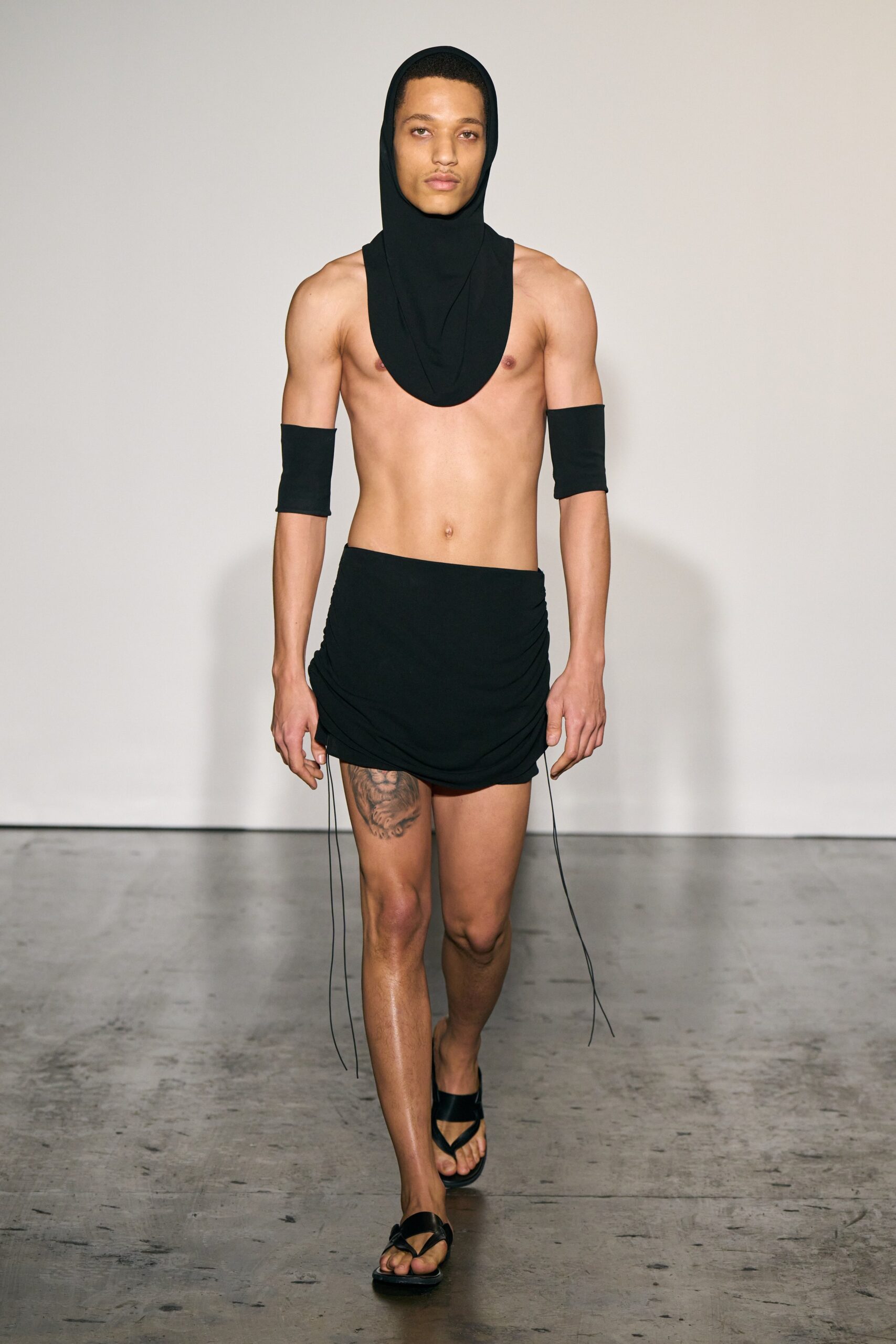 Fashion East F/W 22 Look 49