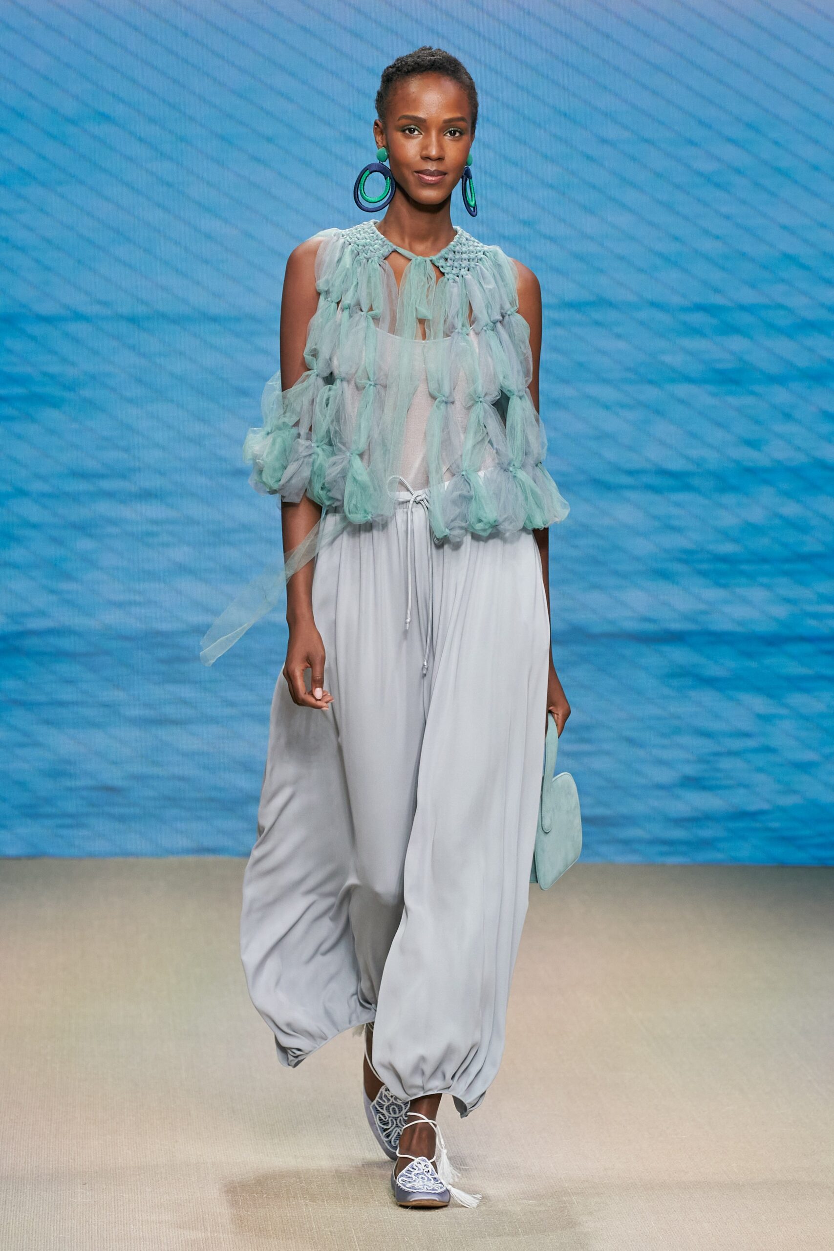 Giorgio Armani S/S 22 Look 51
