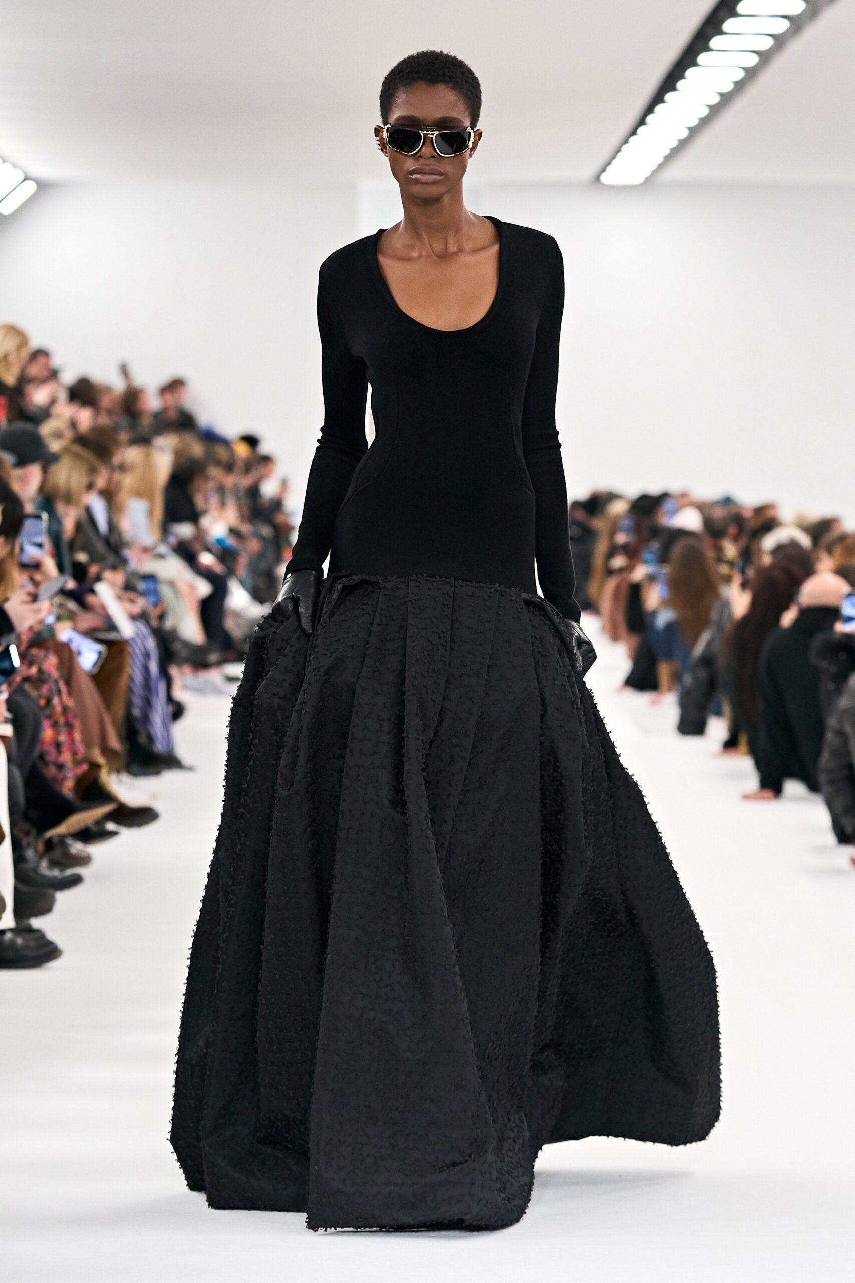 Givenchy F/W 23 Look 52