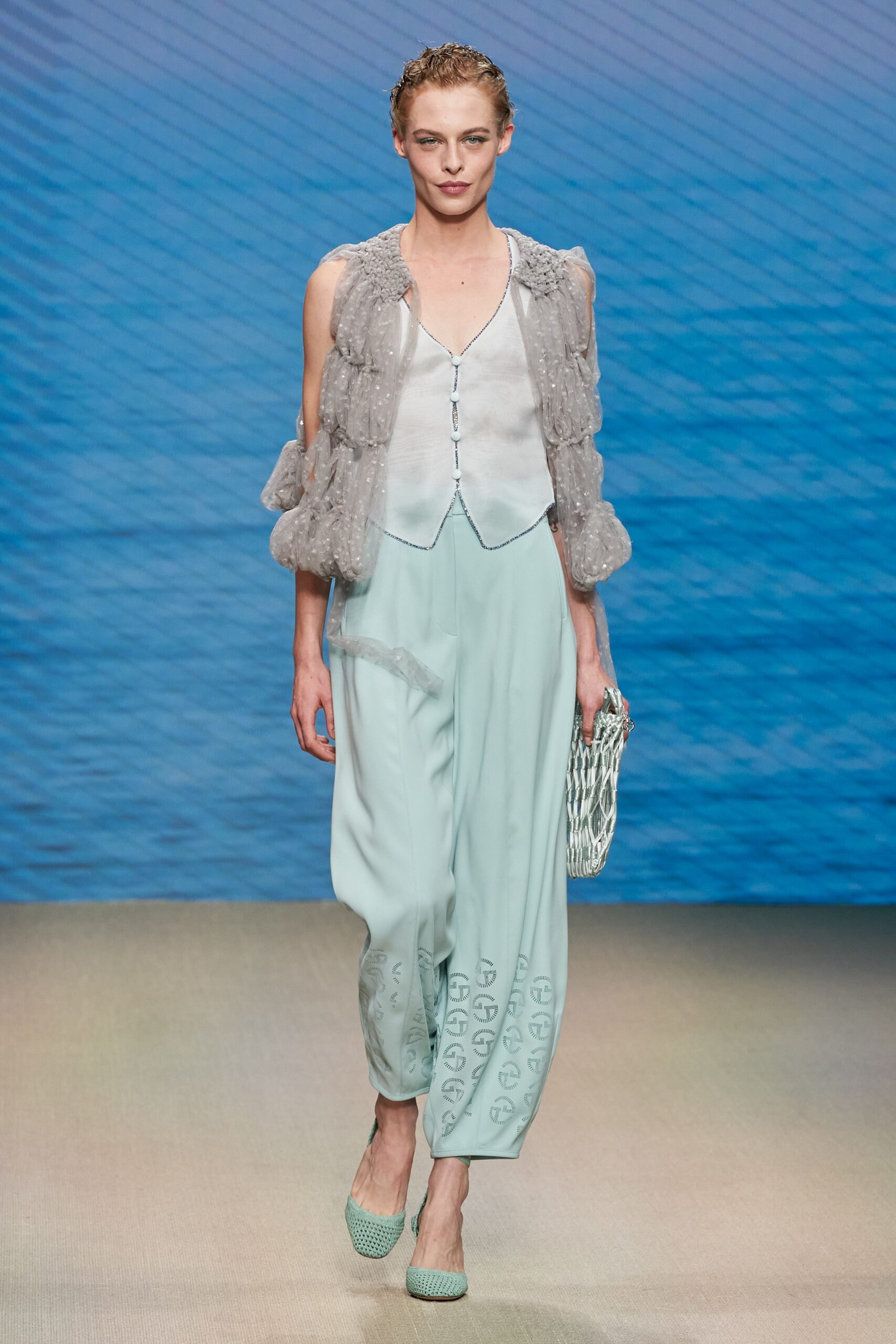 Giorgio Armani S/S 22 Look 53