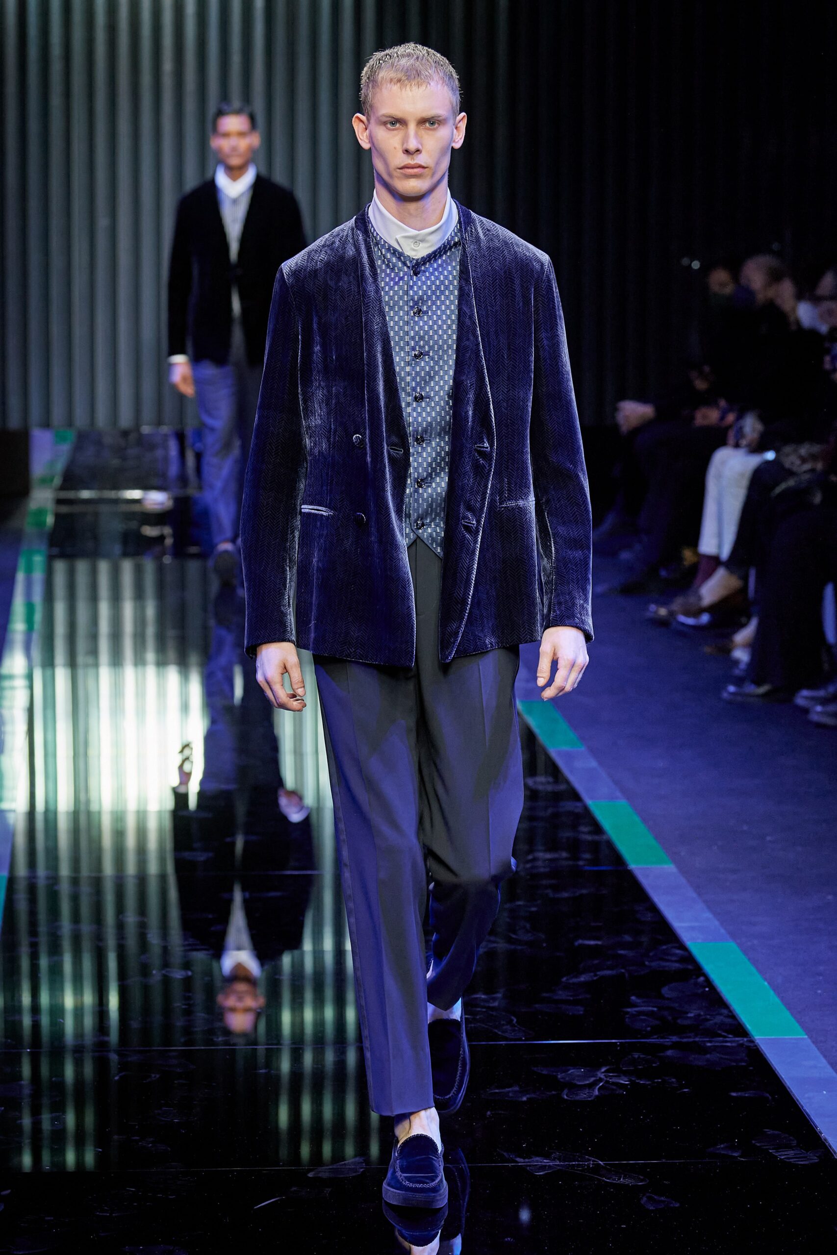 Giorgio Armani F/W 22 Look 54