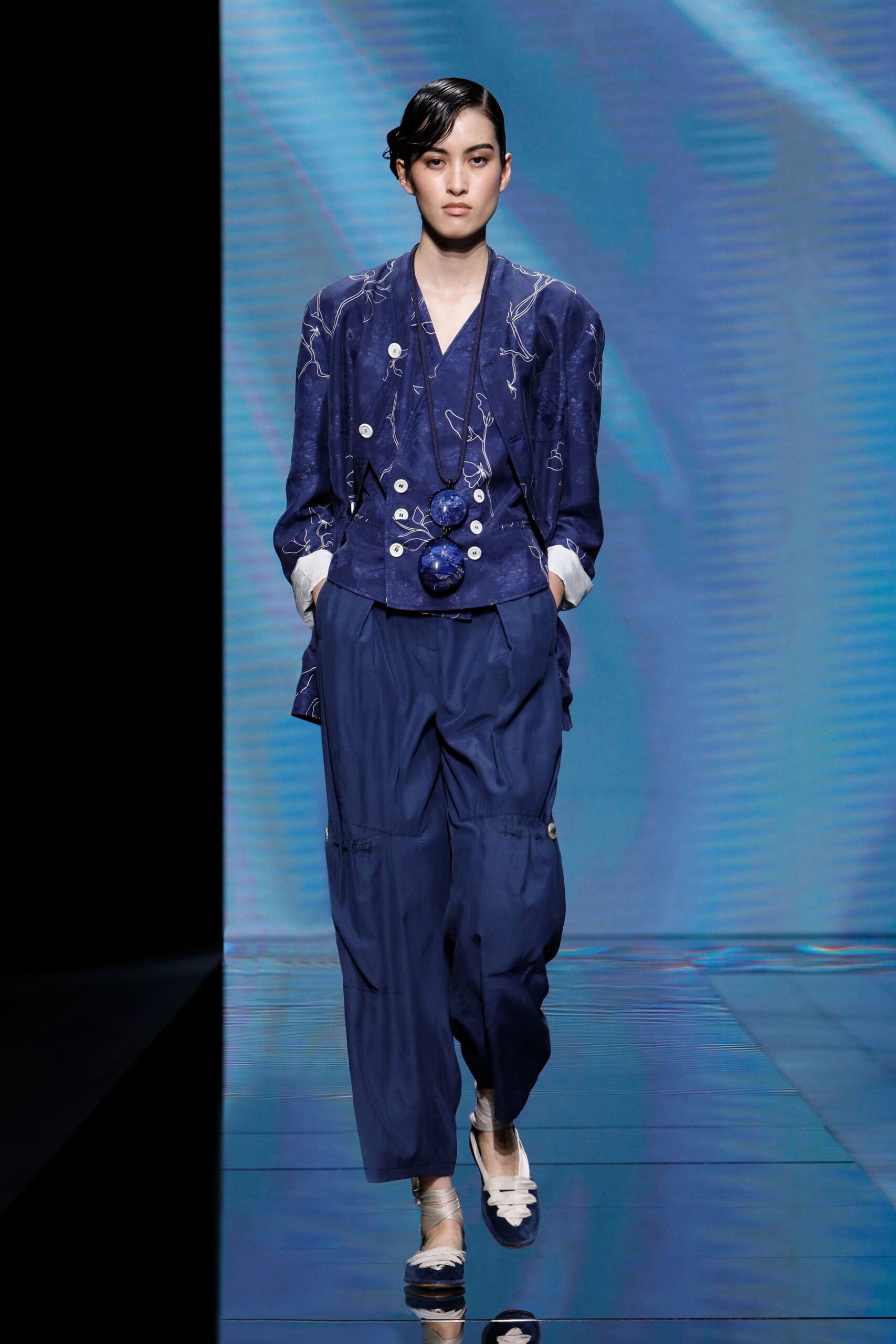 Giorgio Armani S/S 21 Look 55