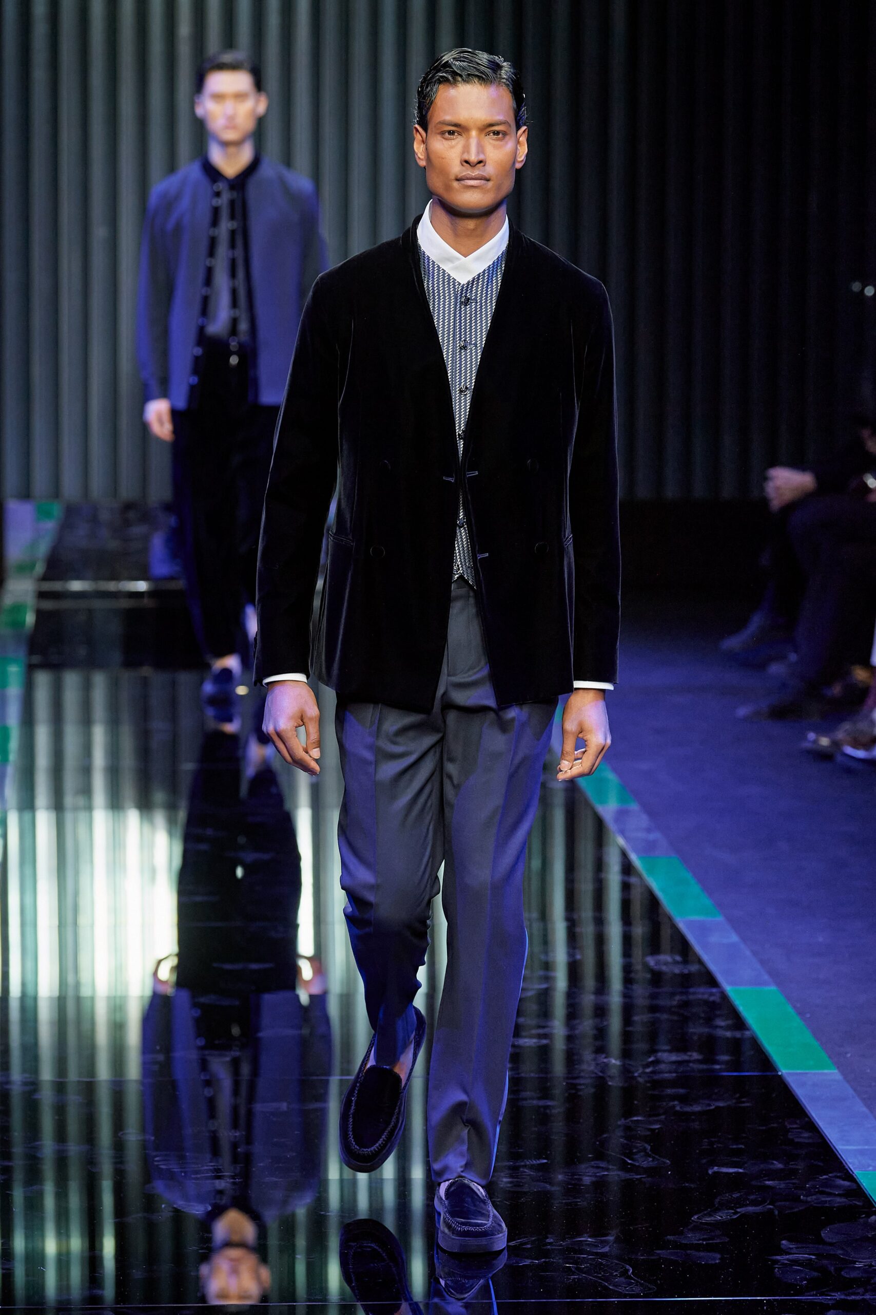 Giorgio Armani F/W 22 Look 55
