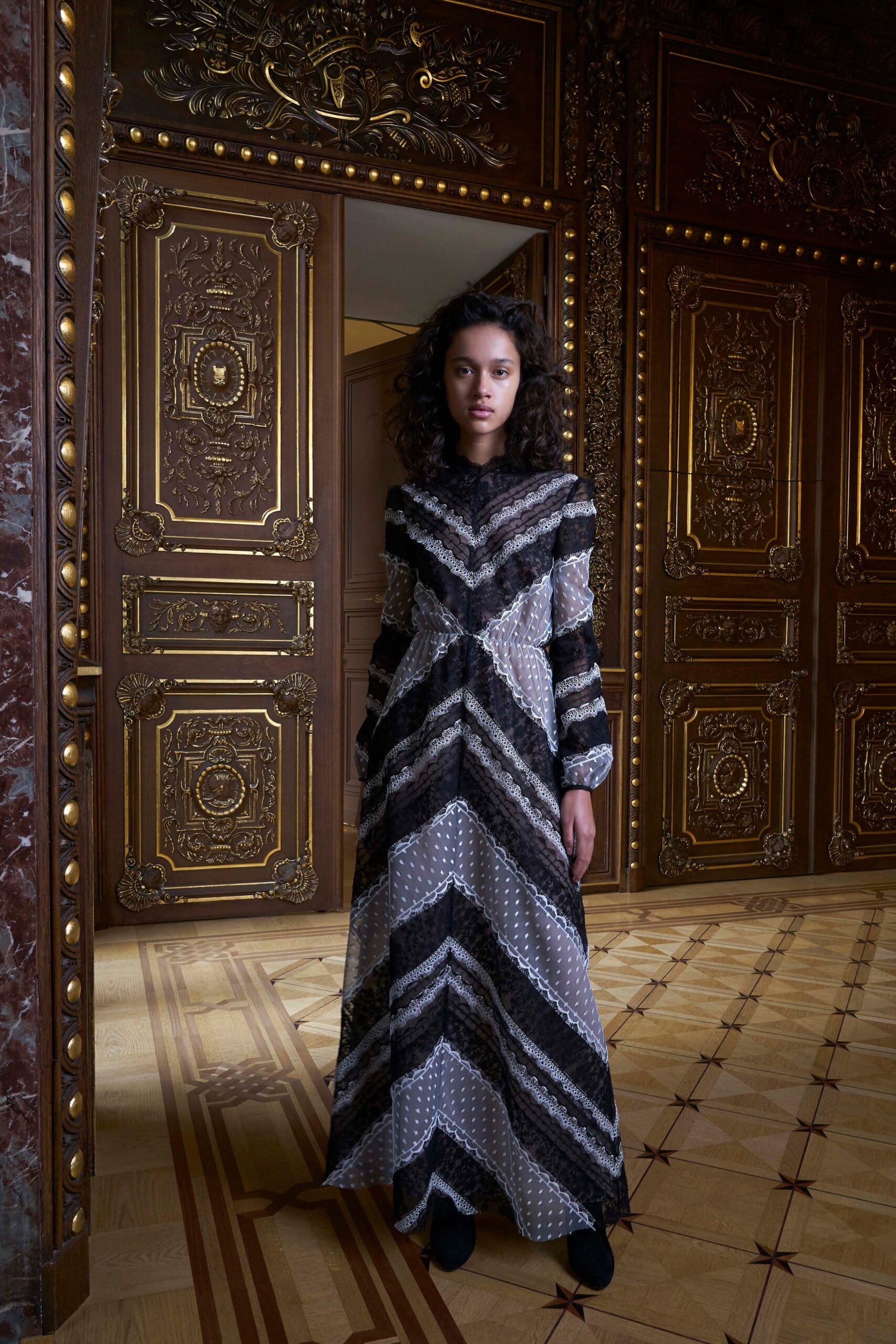 Giambattista Valli F/W 19 Look 56