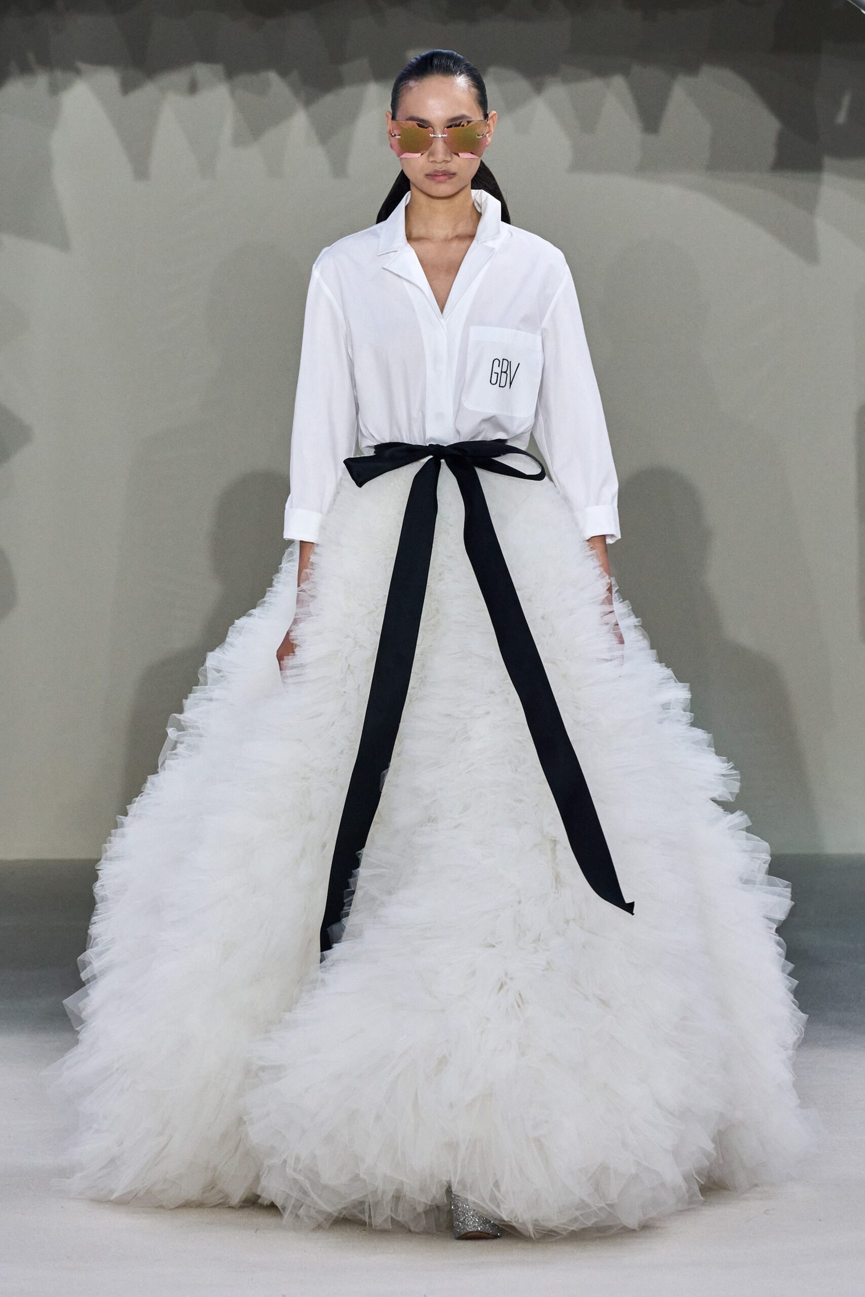 Giambattista Valli F/W 22 Couture Look 56