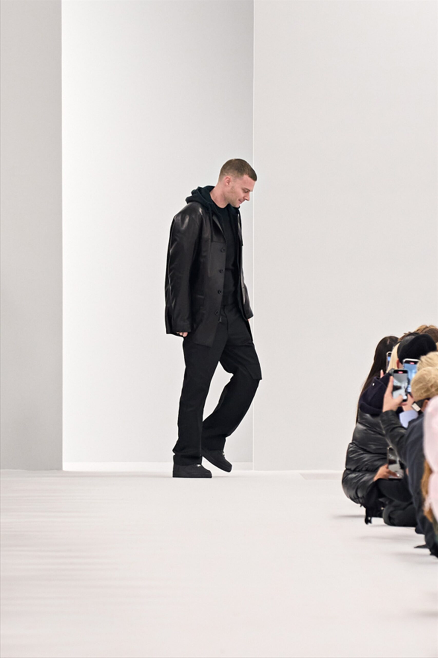 Givenchy F/W 23 Look 55