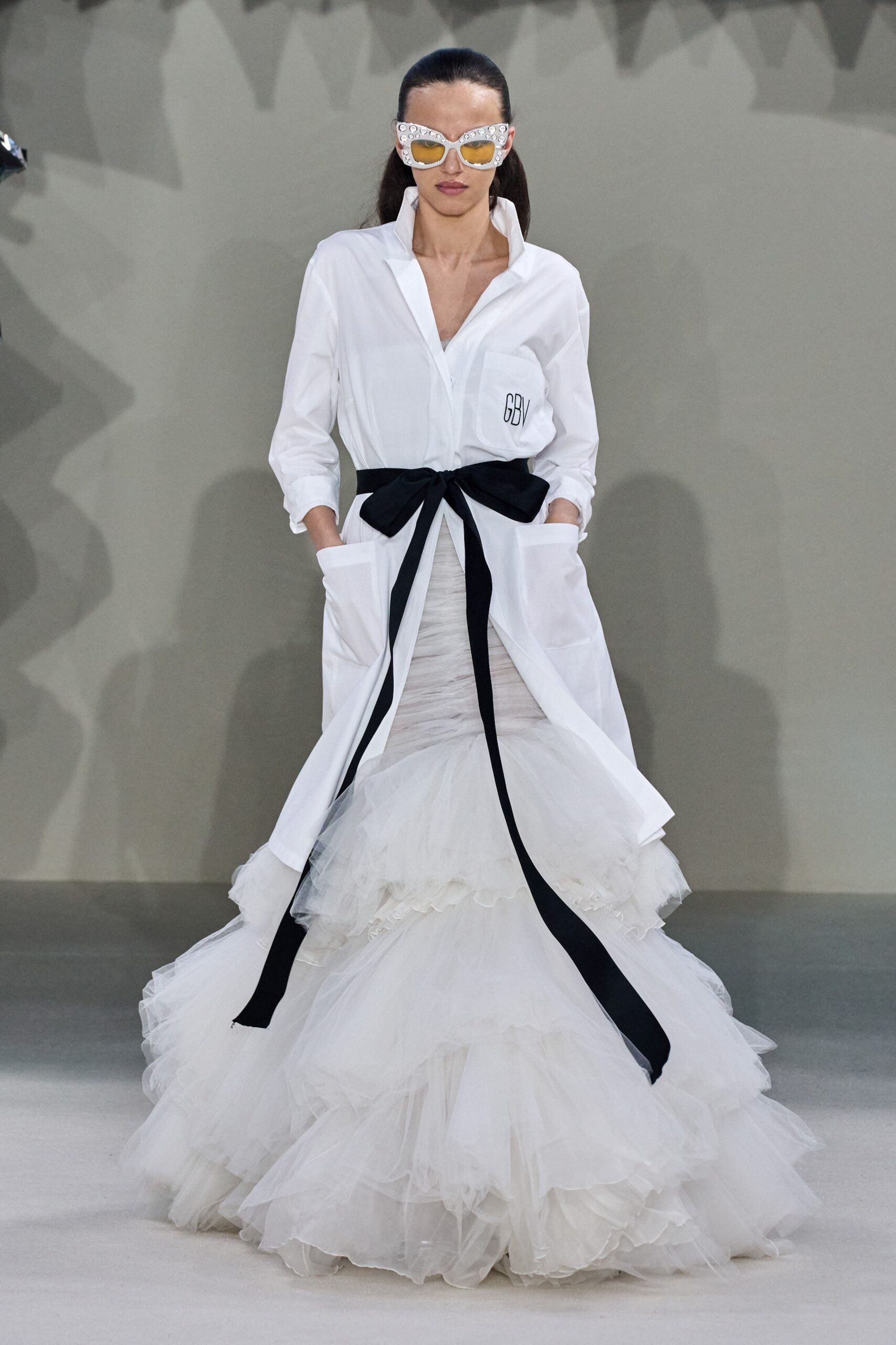Giambattista Valli F/W 22 Couture Look 57