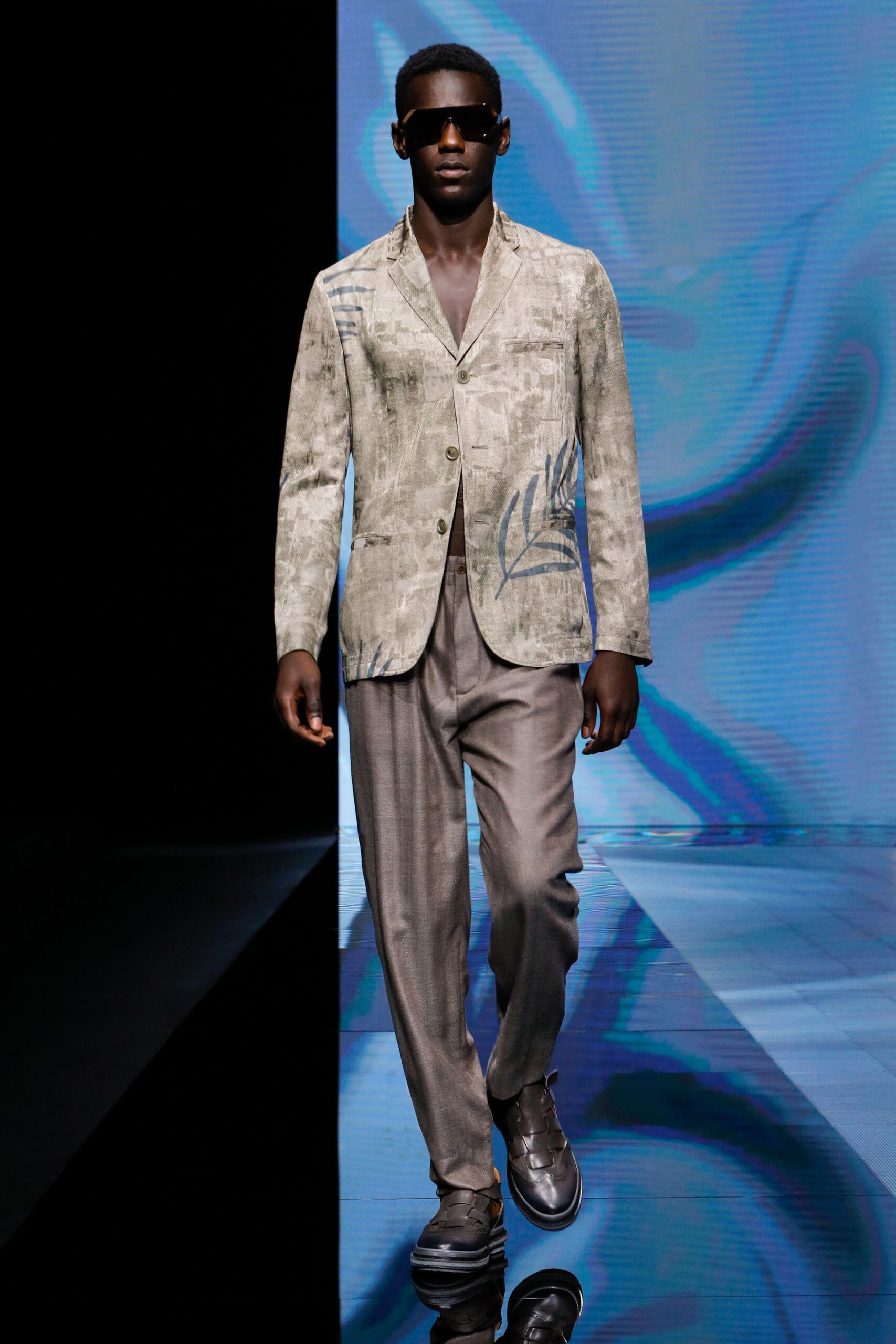 Giorgio Armani S/S 21 Look 57
