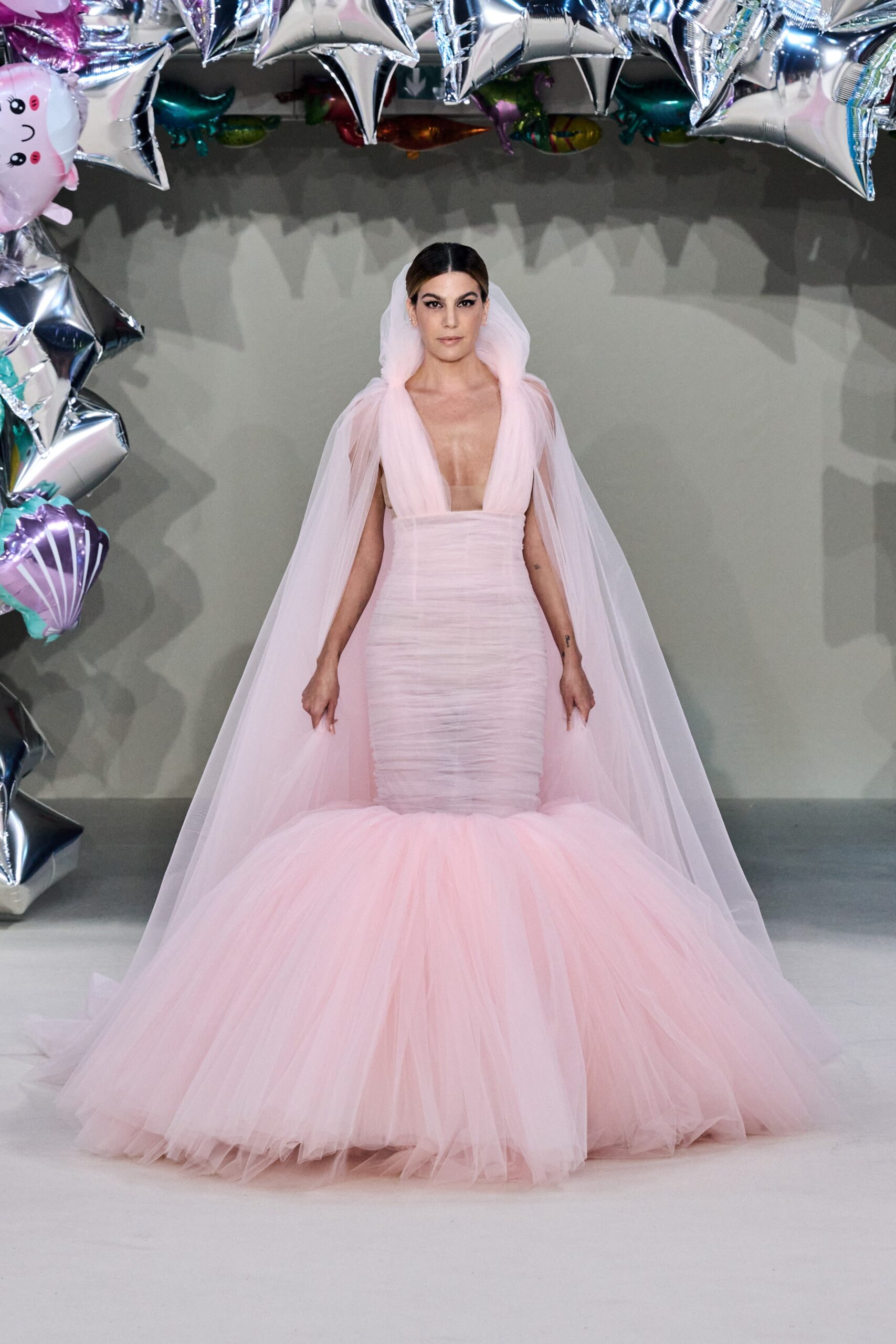 Giambattista Valli F/W 22 Couture Look 58