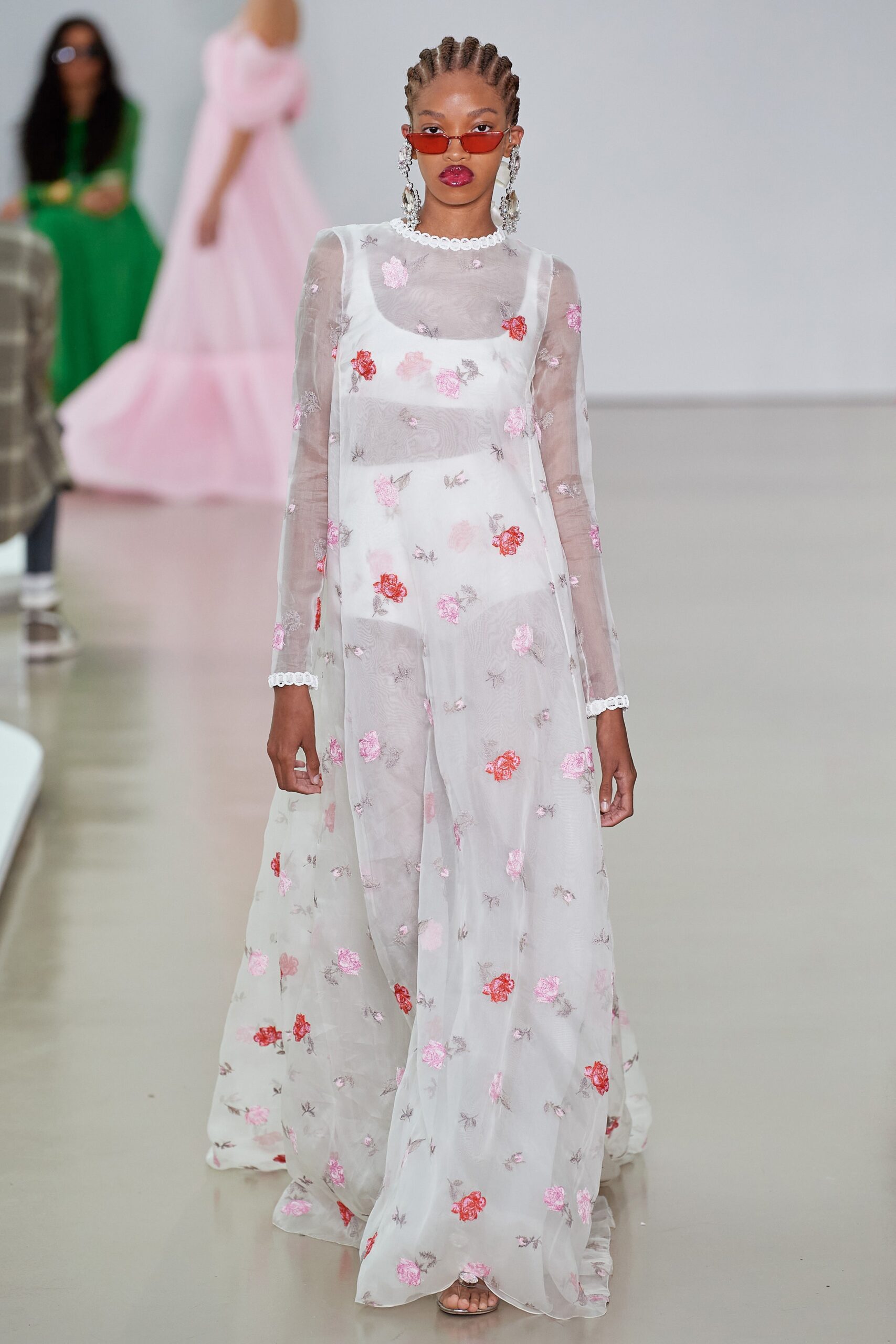 Giambattista Valli S/S 22 Look 58