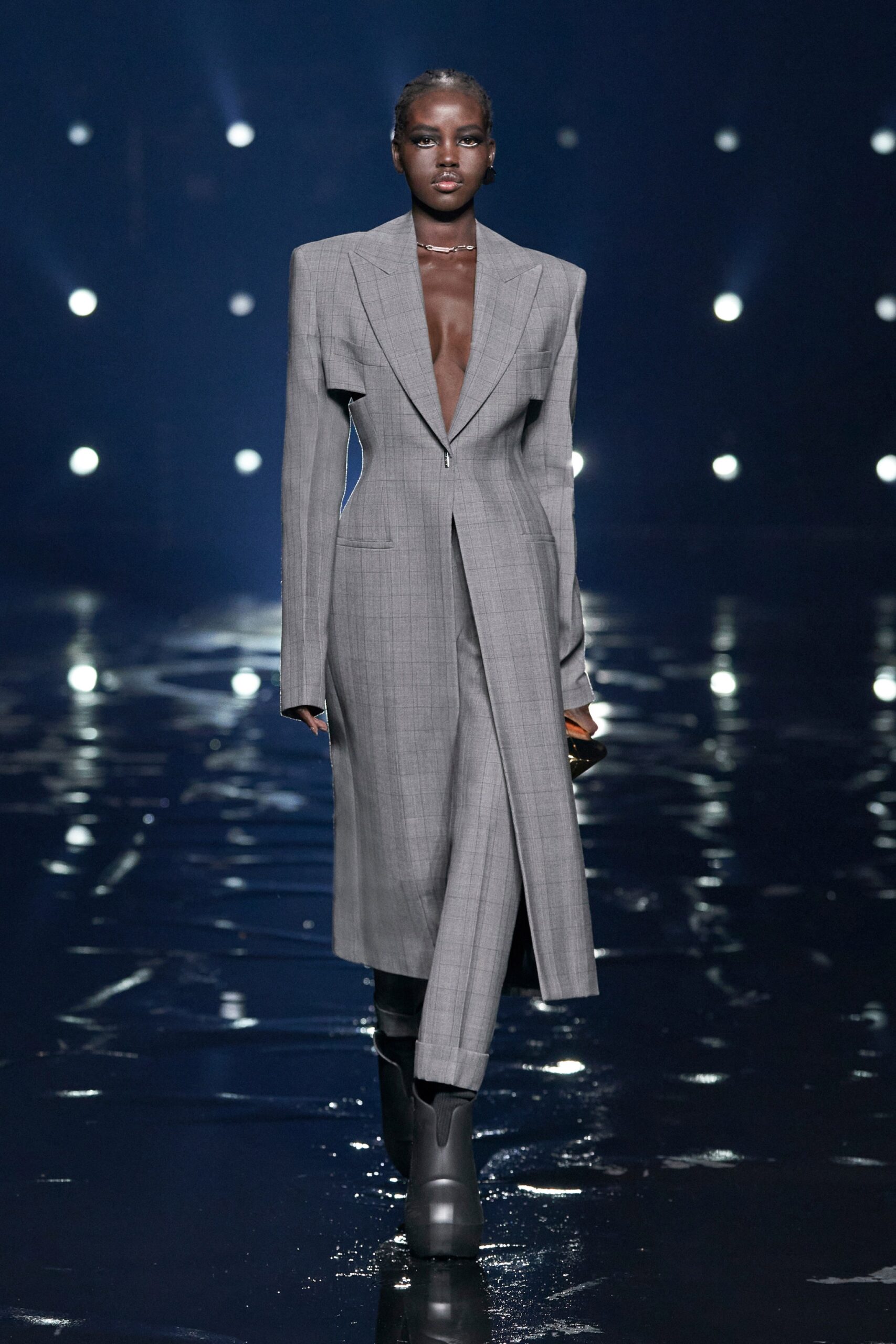 Givenchy F/W 21 Look 59