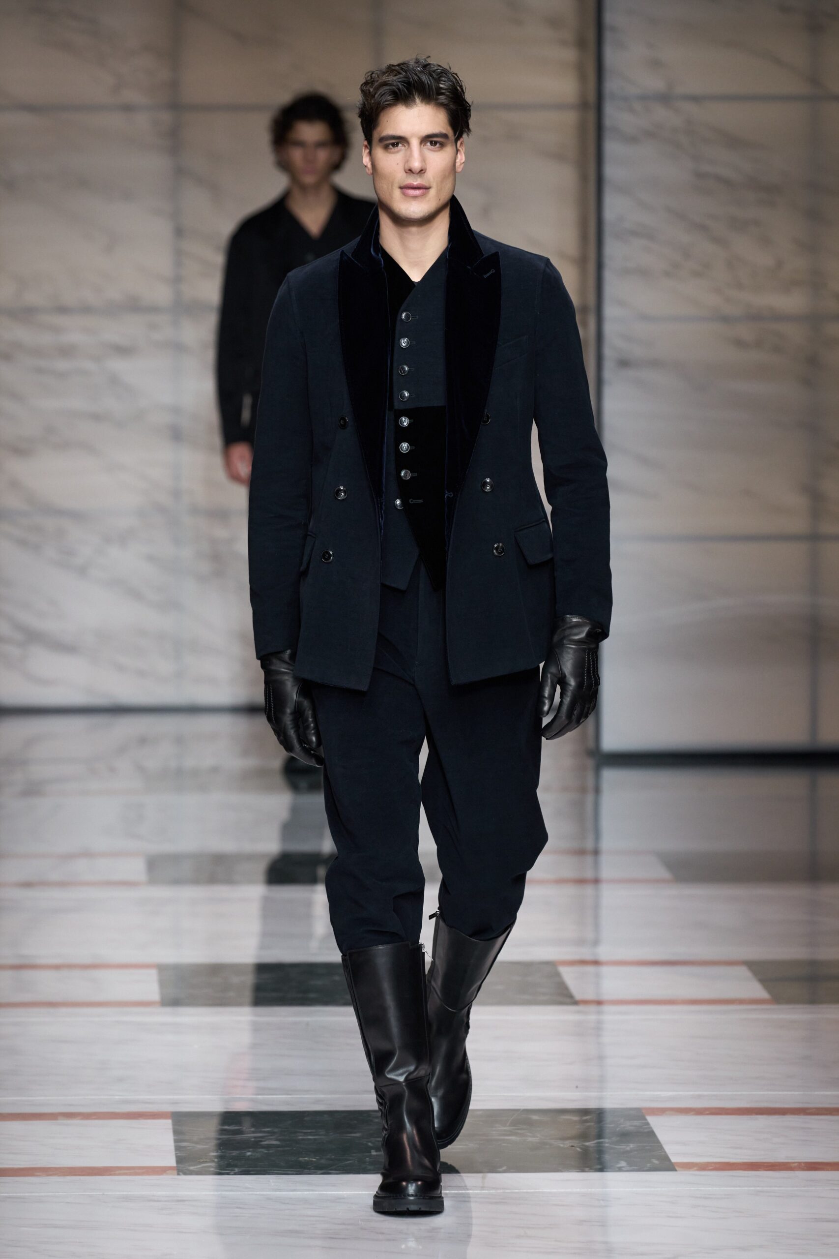 Giorgio Armani F/W 23 Menswear Look 59