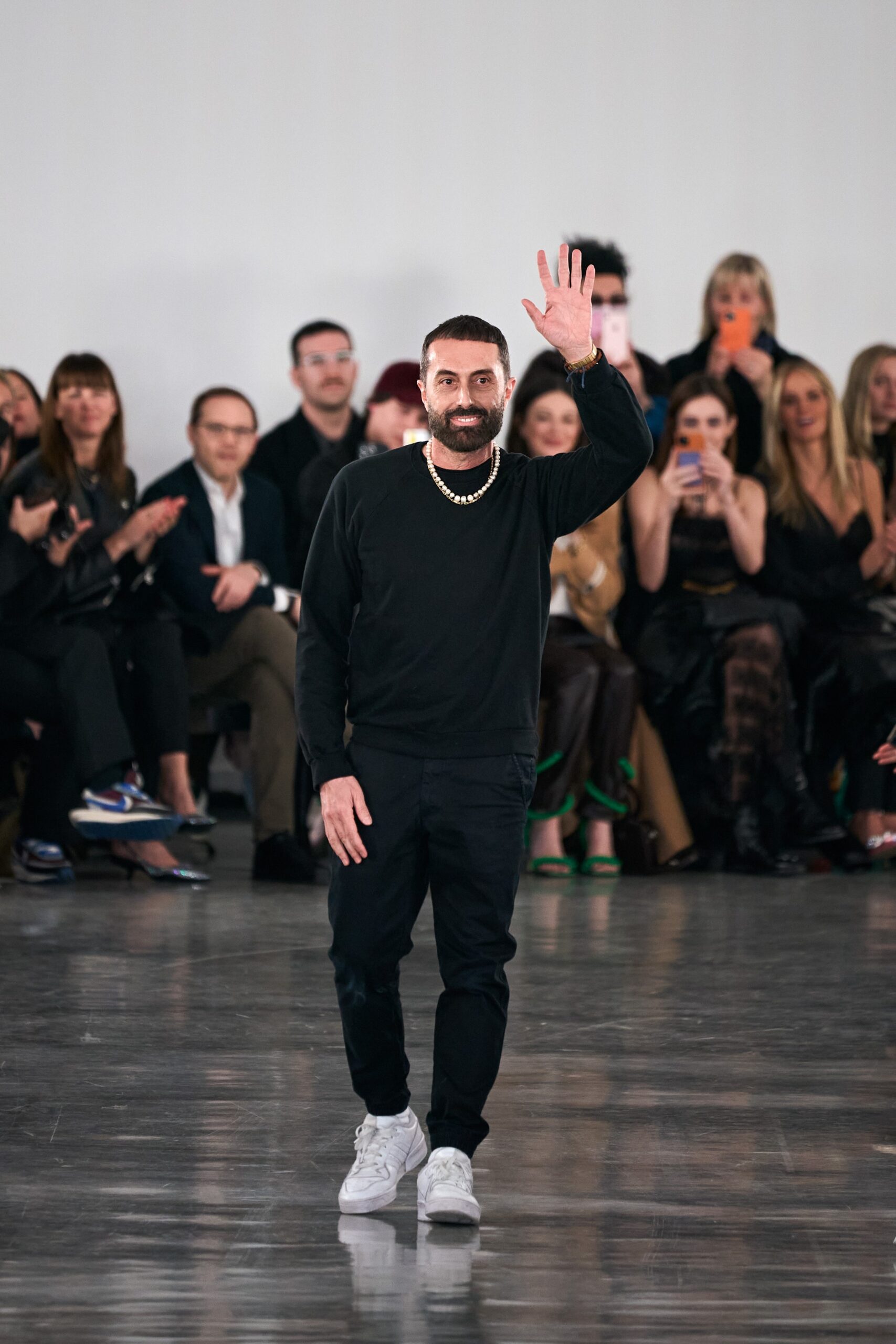 Giambattista Valli F/W 22 Look 59
