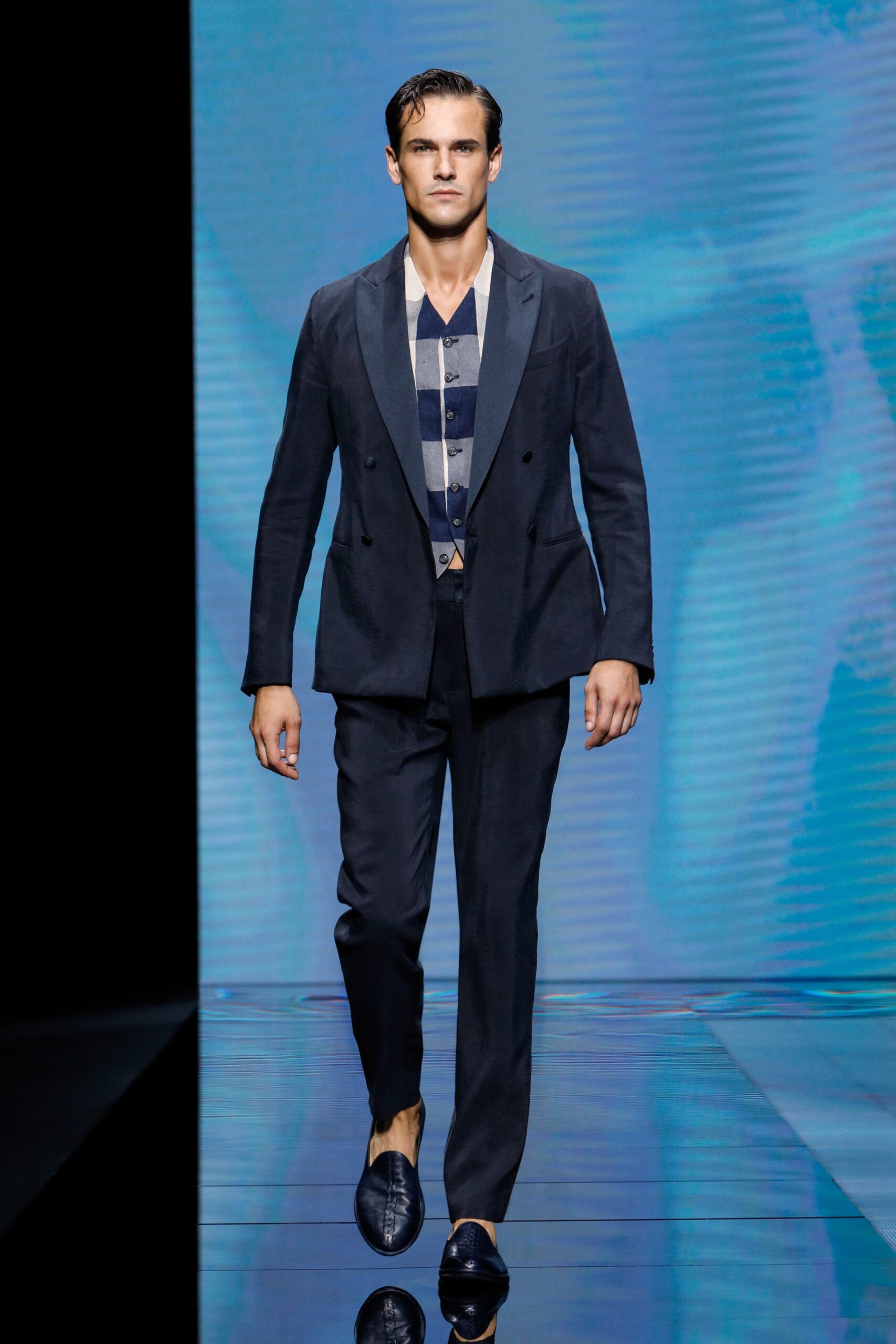 Giorgio Armani S/S 21 Look 60