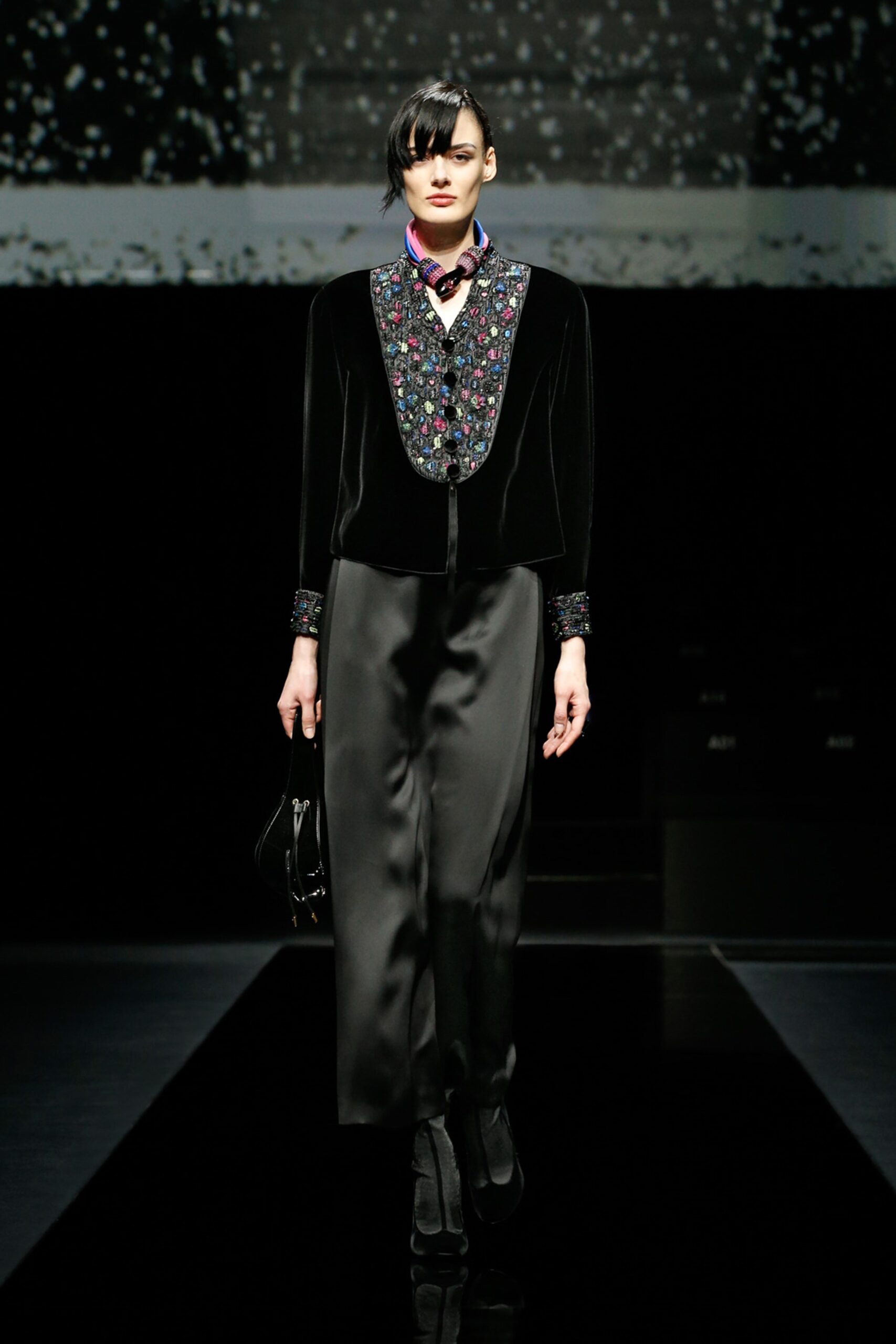 Giorgio Armani F/W 20 Look 60