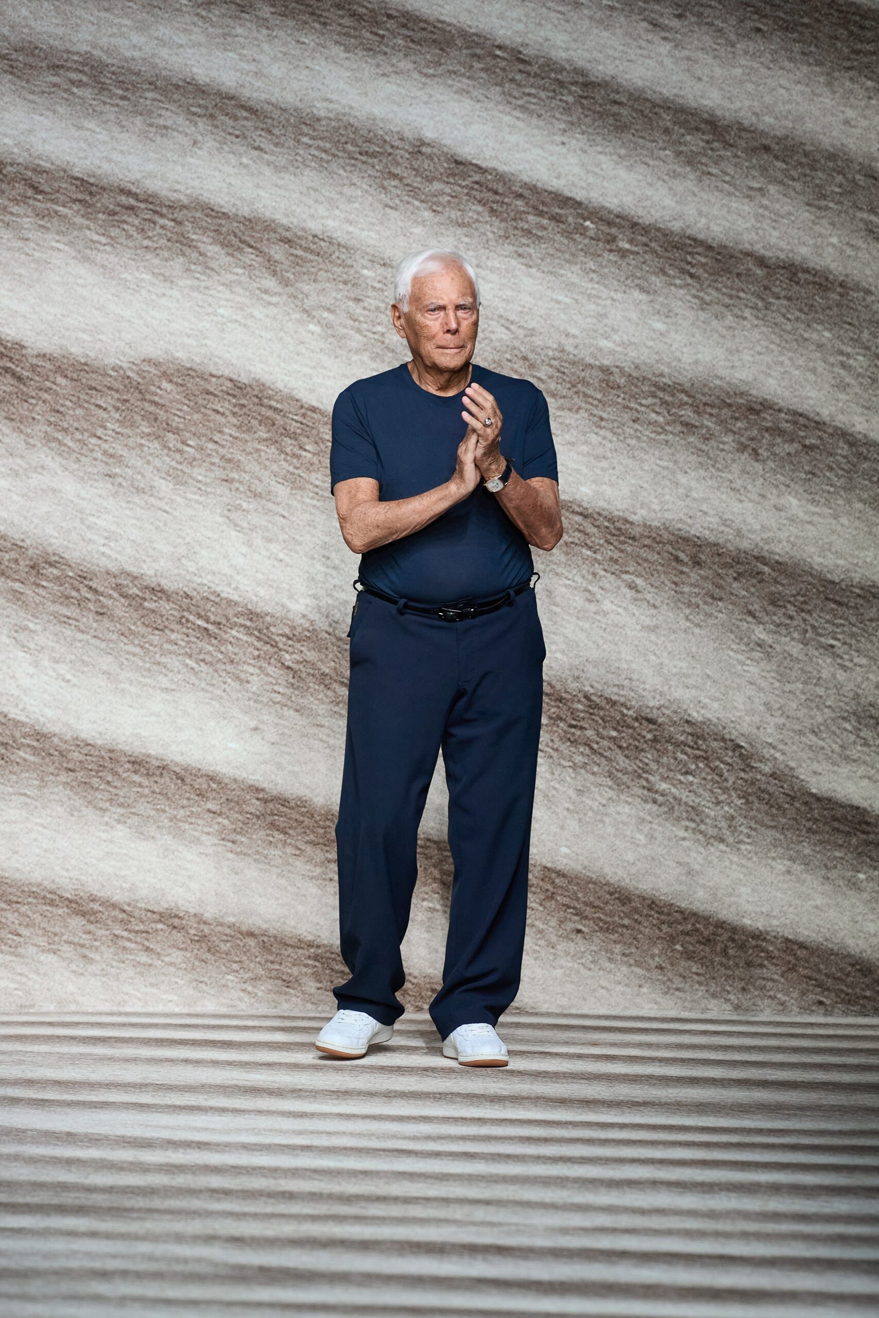 Giorgio Armani S/S 23 Menswear Look 62