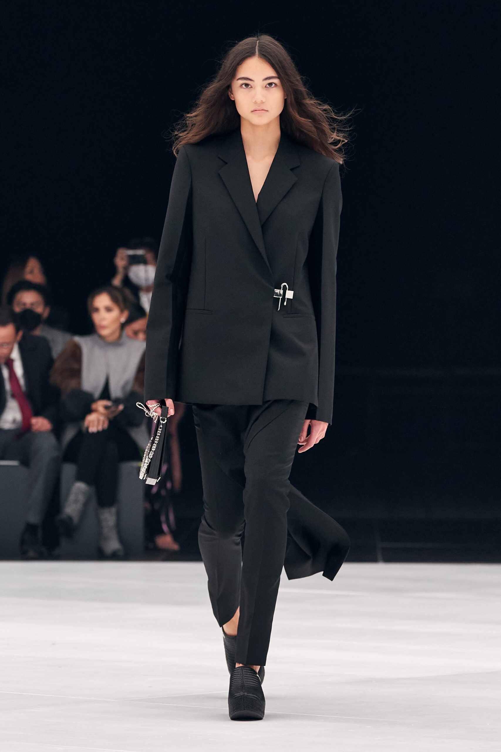 Givenchy S/S 22 Look 63
