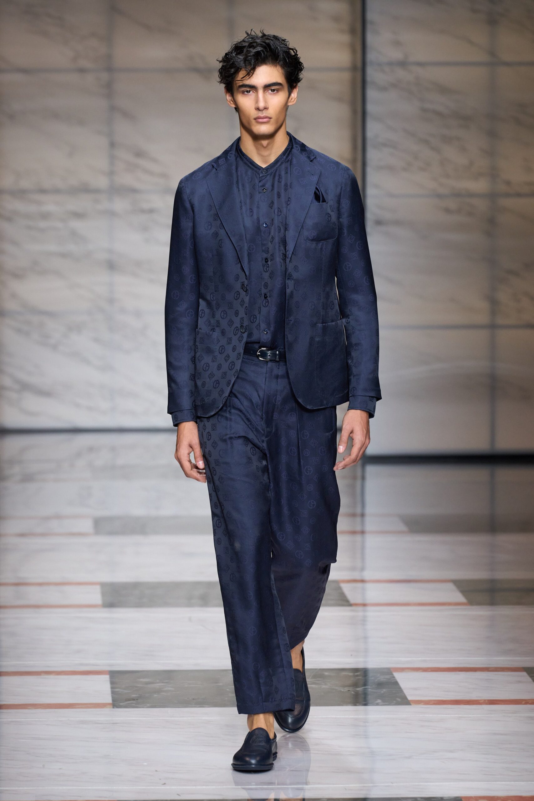 Giorgio Armani F/W 23 Menswear Look 63