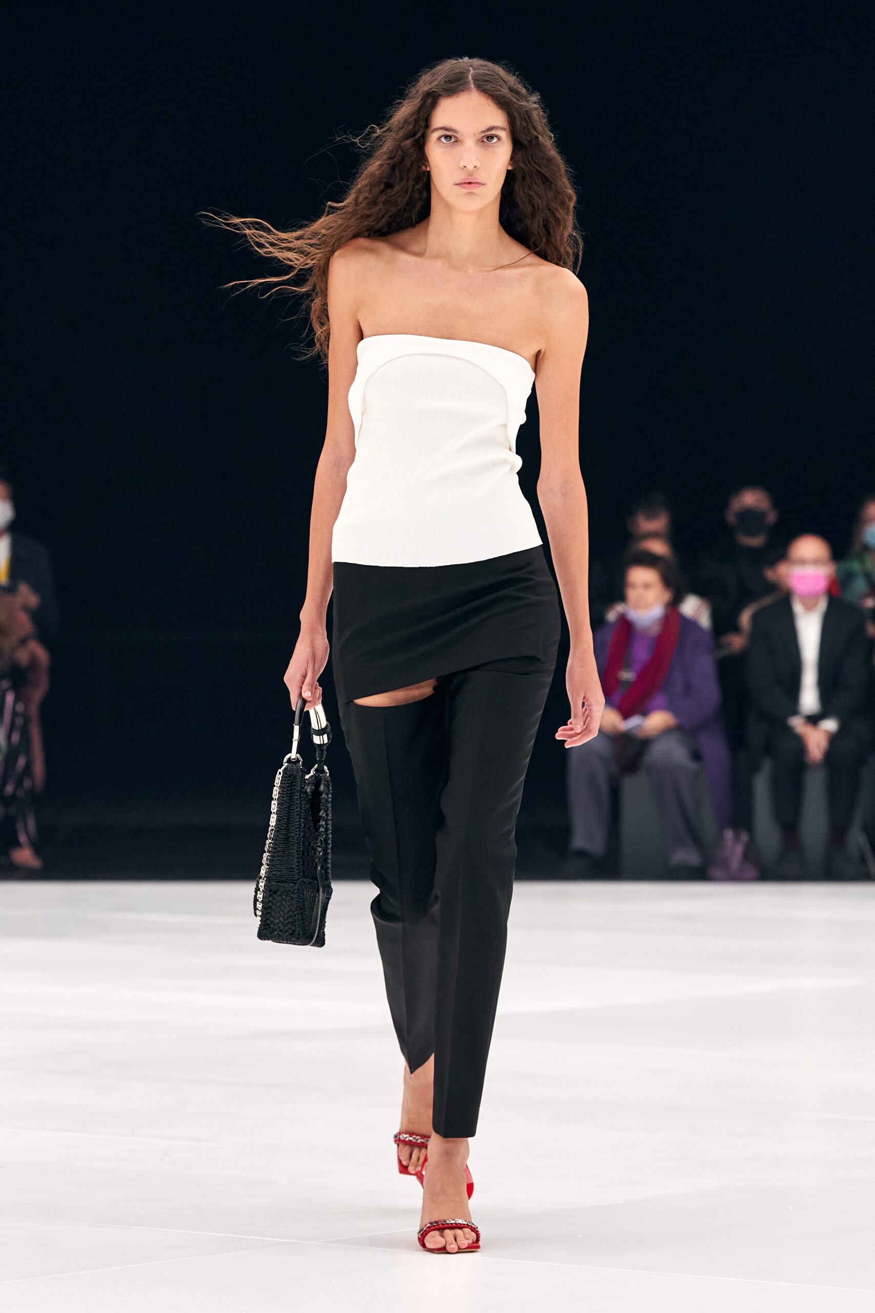 Givenchy S/S 22 Look 64