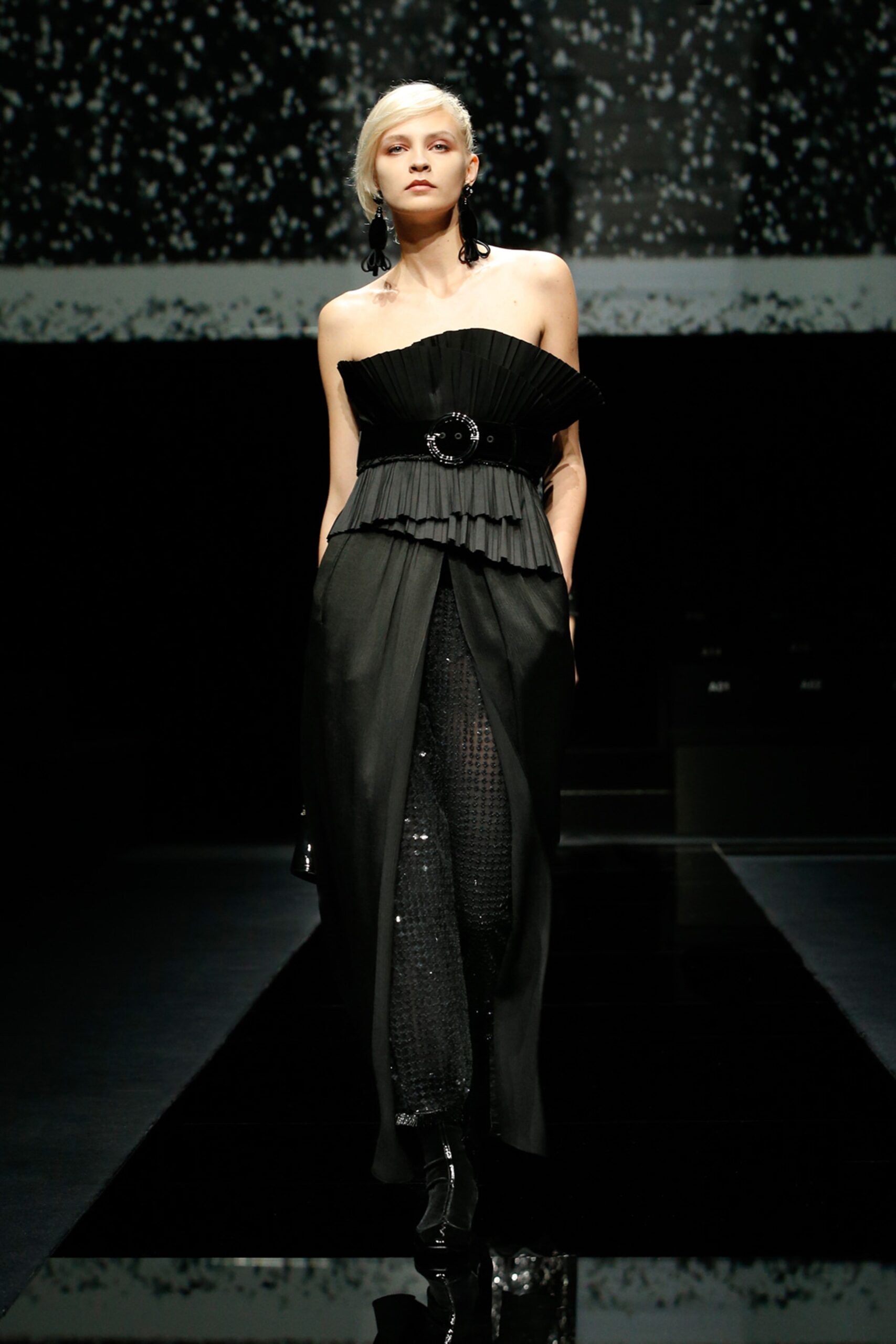 Giorgio Armani F/W 20 Look 64