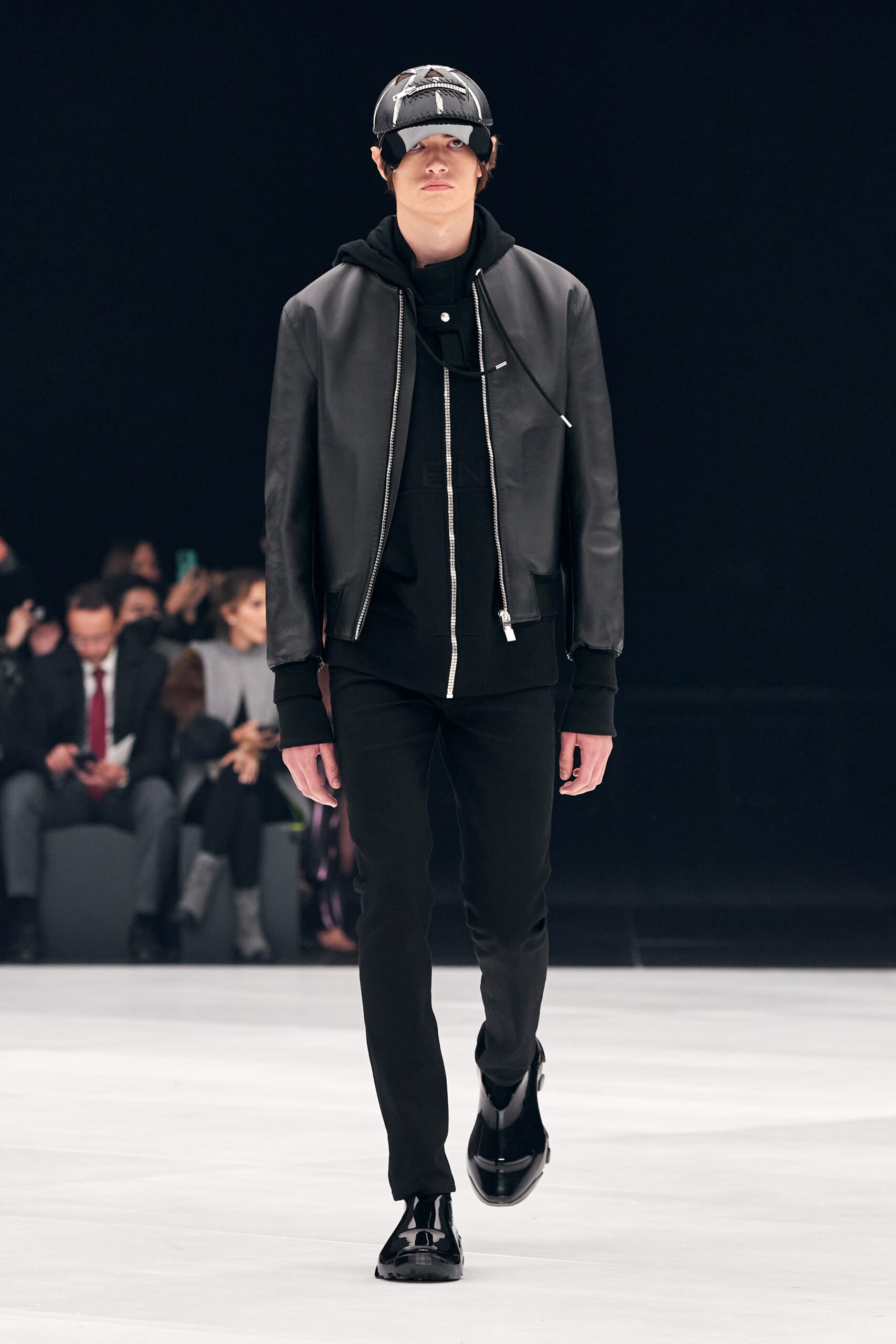 Givenchy S/S 22 Look 70