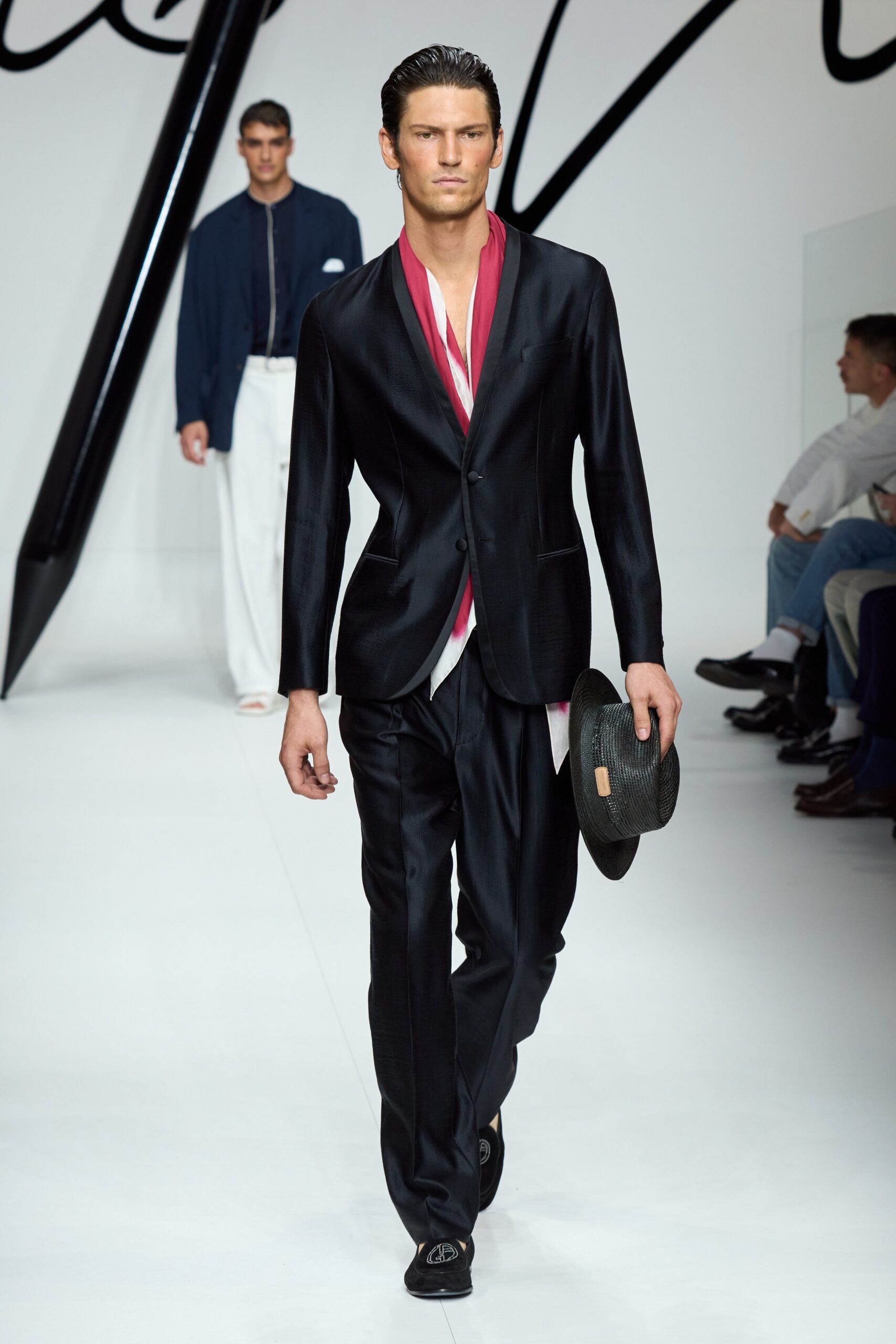 Giorgio Armani S/S 24 Menswear Look 70