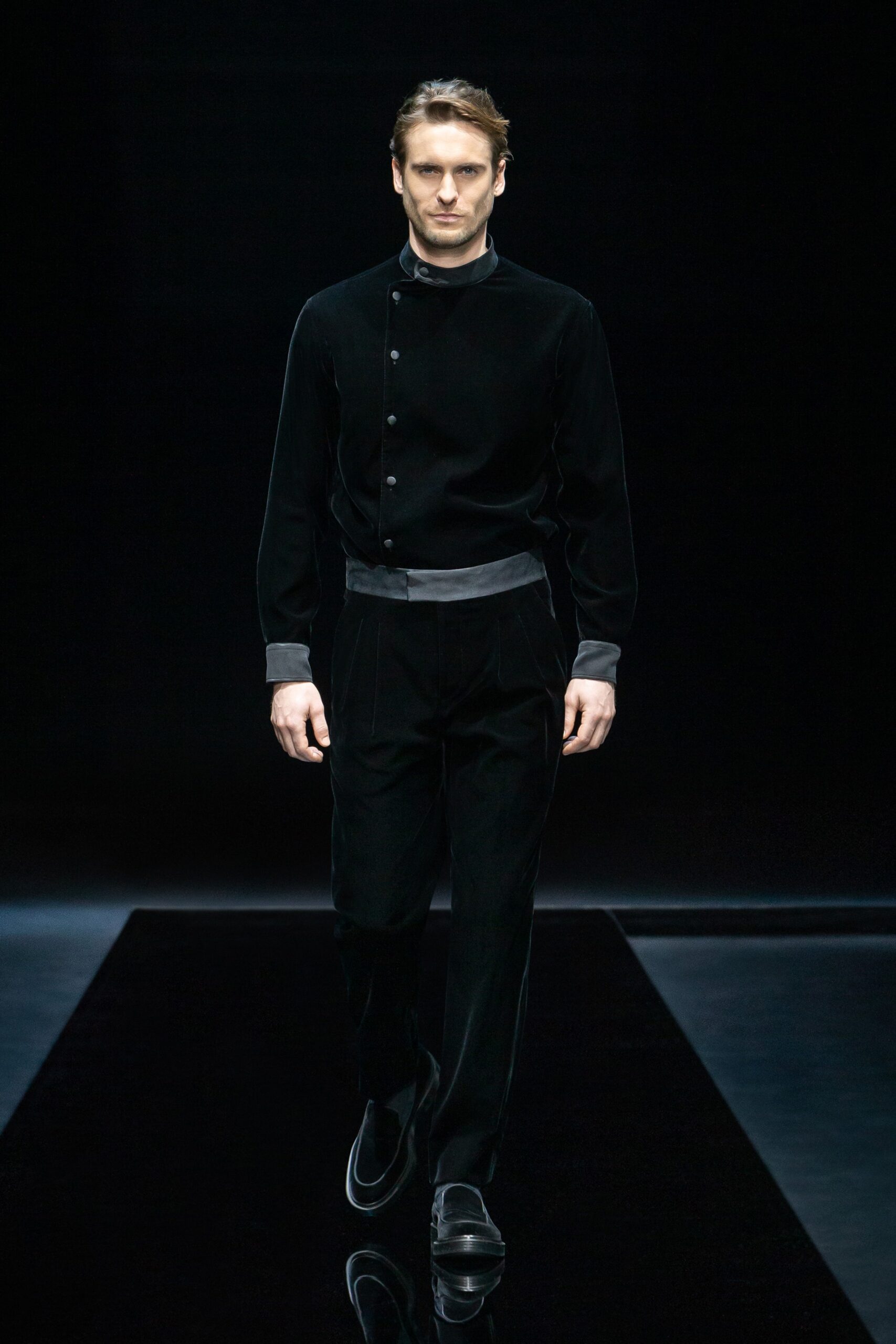 Giorgio Armani F/W 21 Look 72