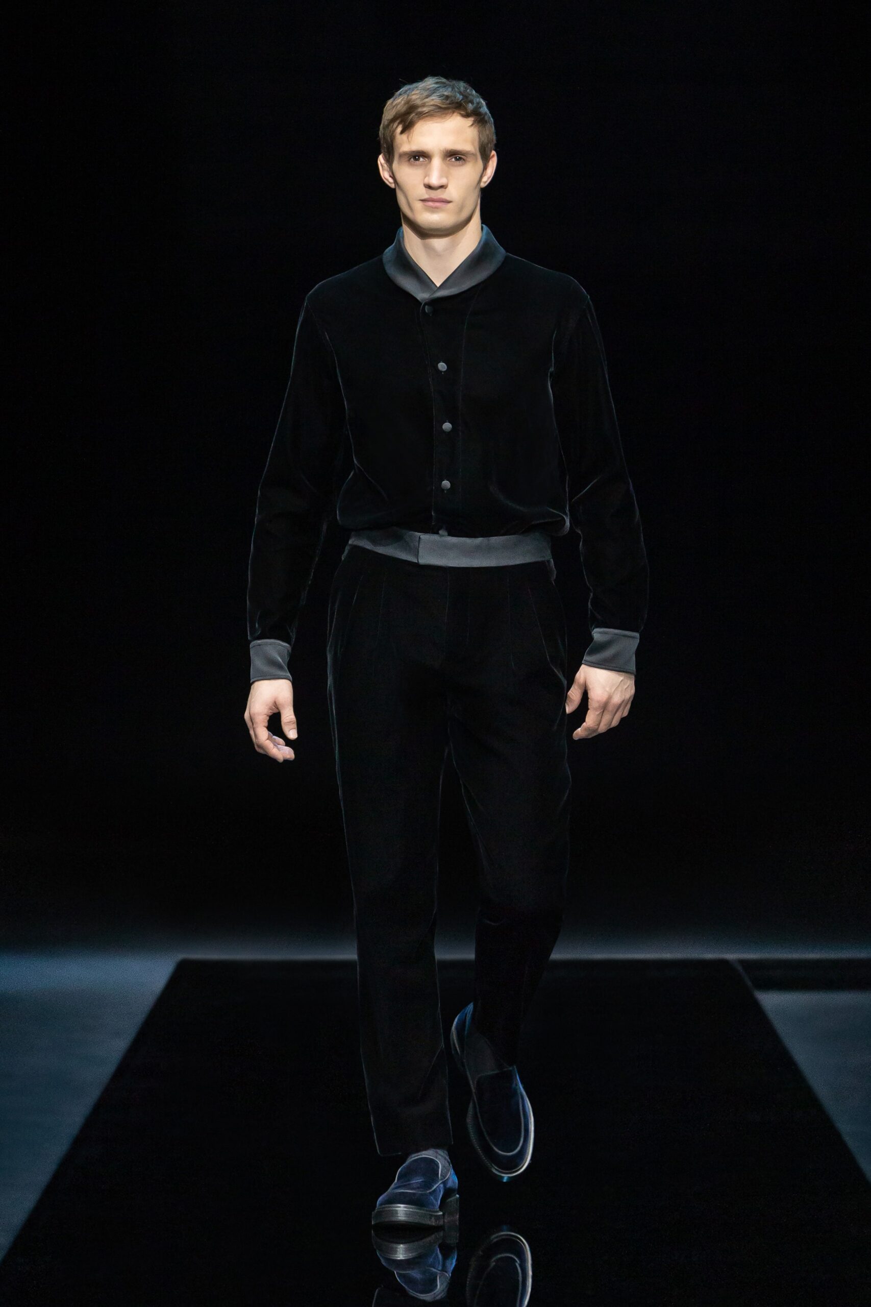 Giorgio Armani F/W 21 Look 74