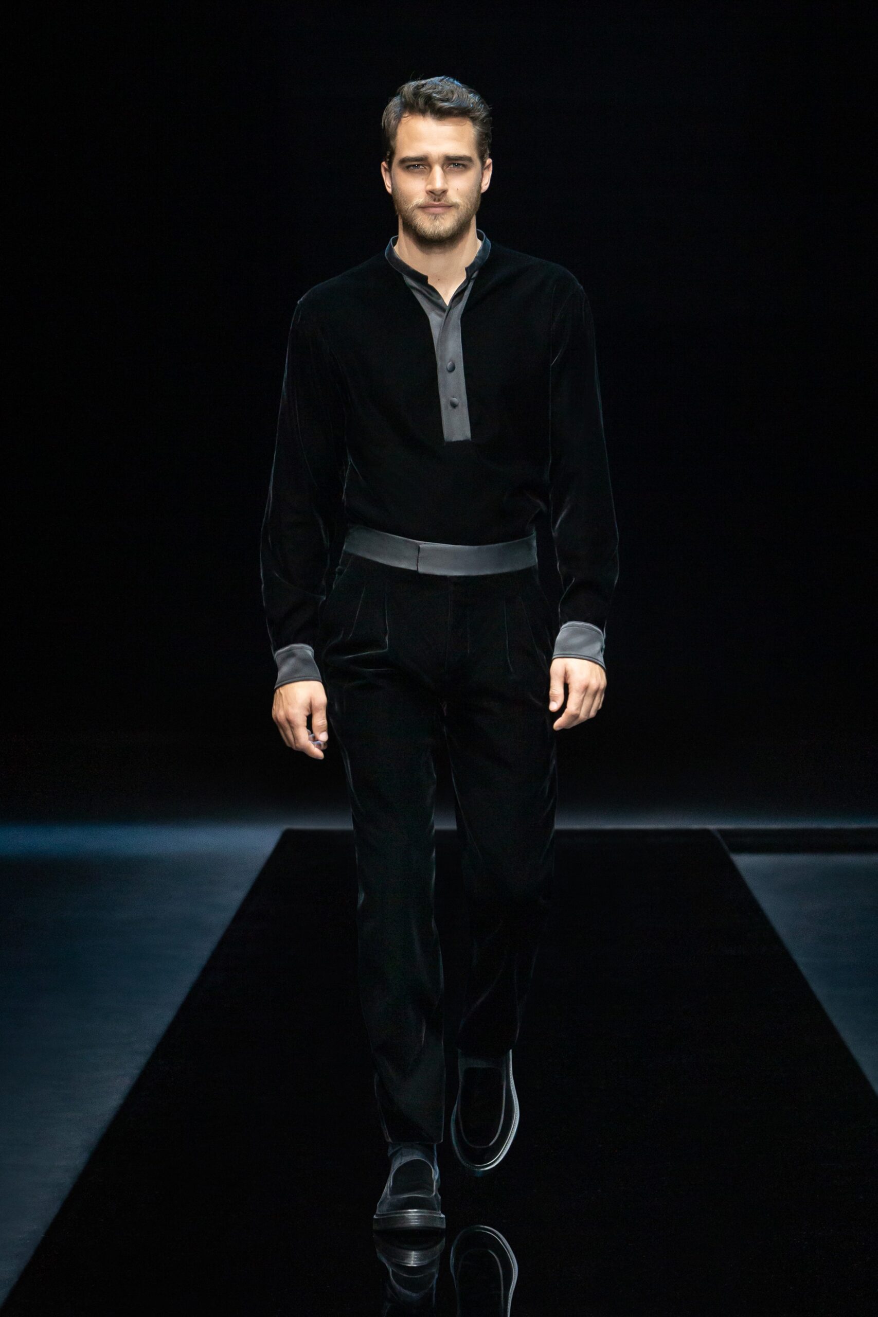 Giorgio Armani F/W 21 Look 76