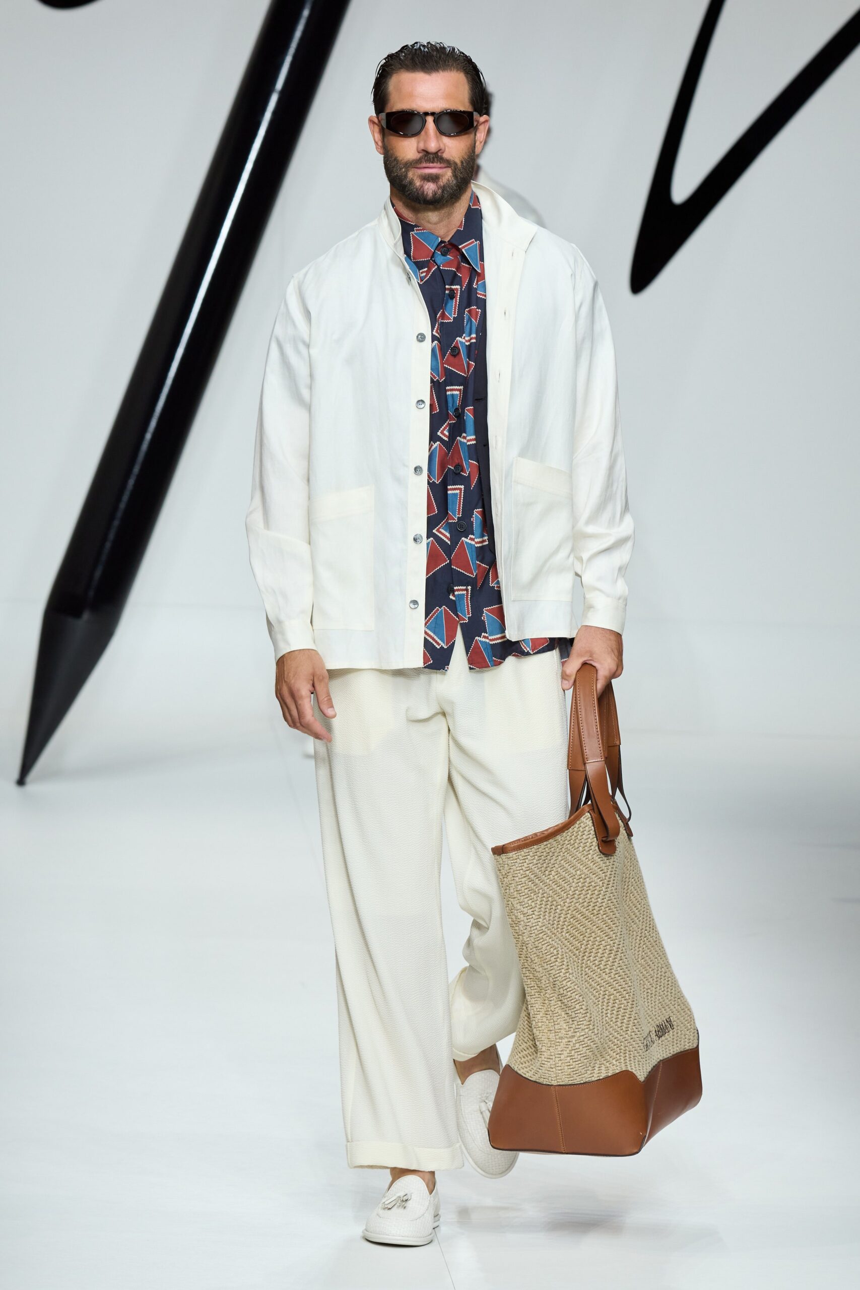 Giorgio Armani S/S 24 Menswear Look 76