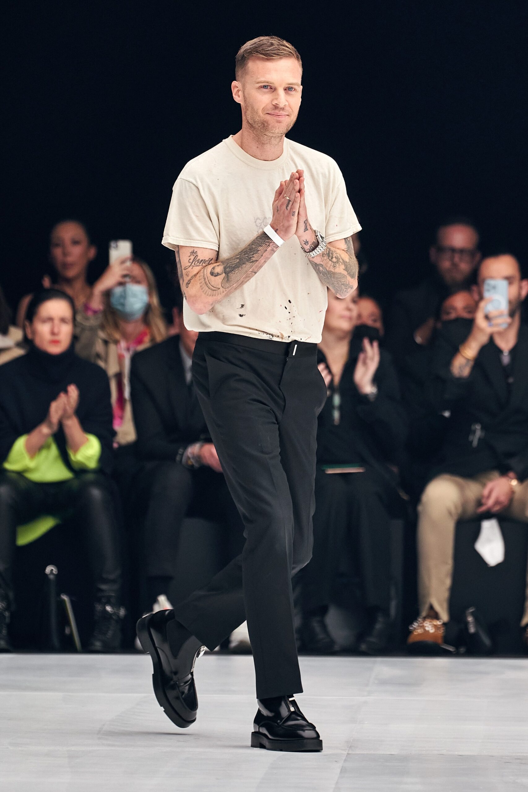 Givenchy S/S 22 Look 76
