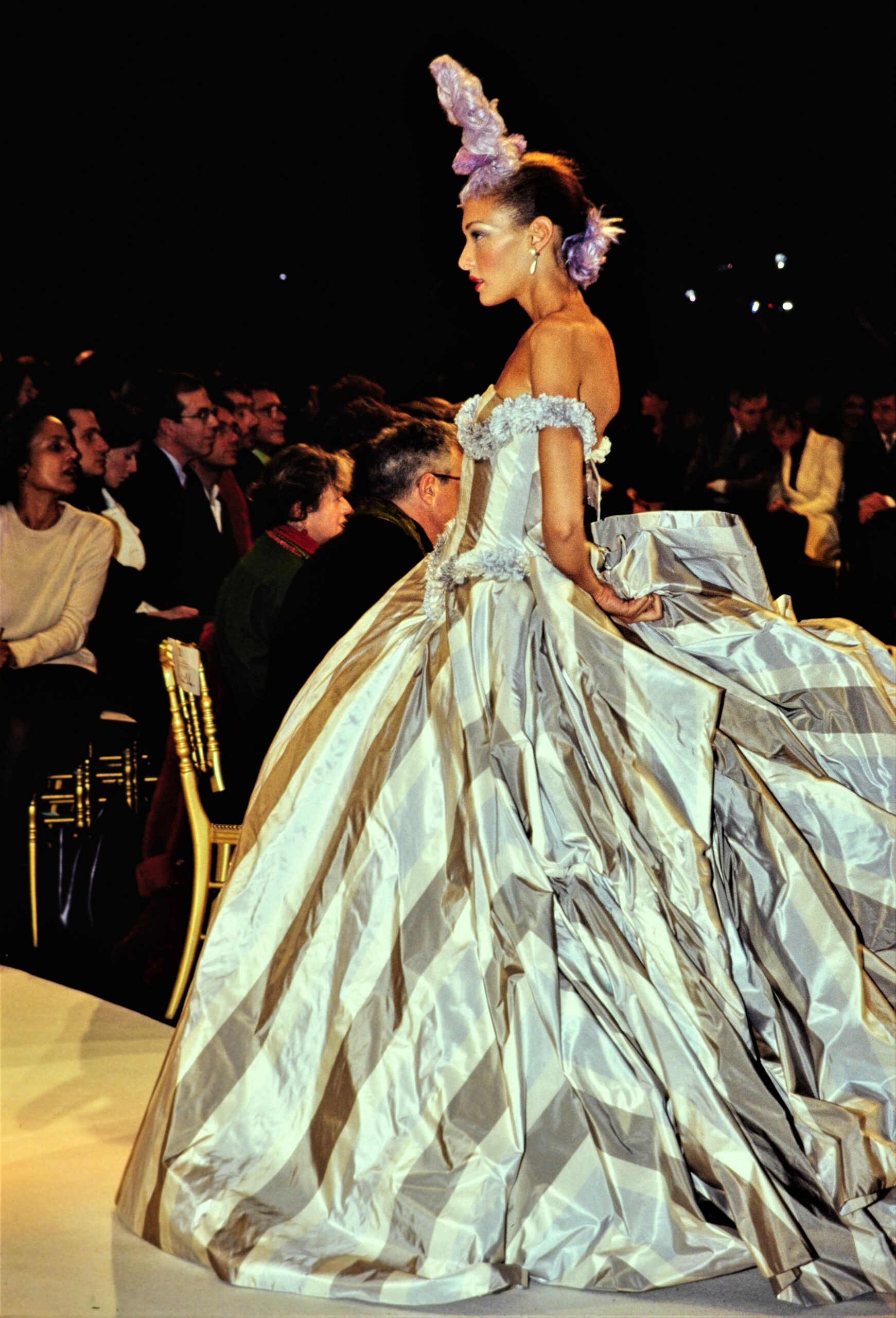 Givenchy S/S 96 Couture Look 3